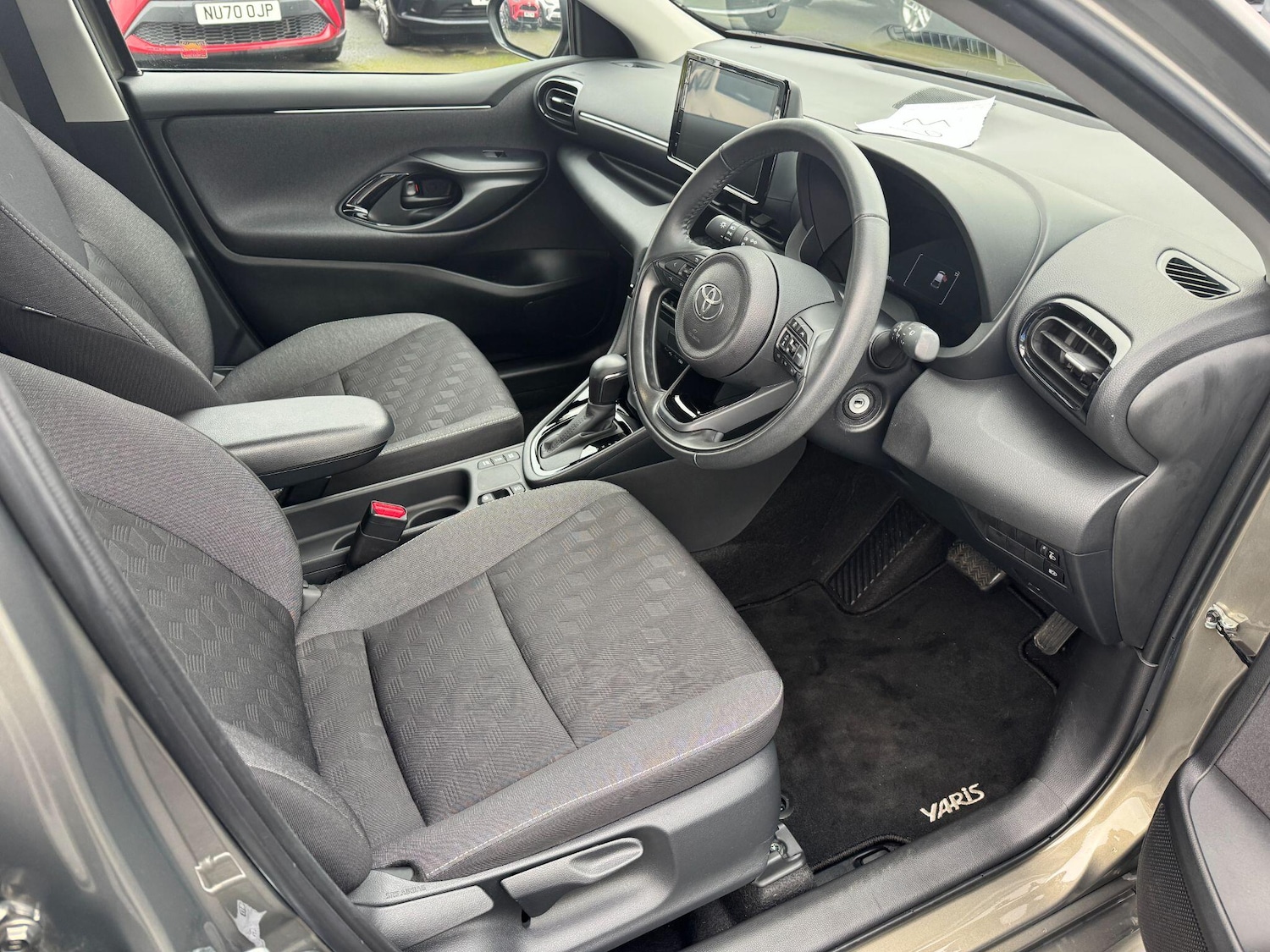 Used Toyota Yaris 2024 for sale - 77440788: Photo 11