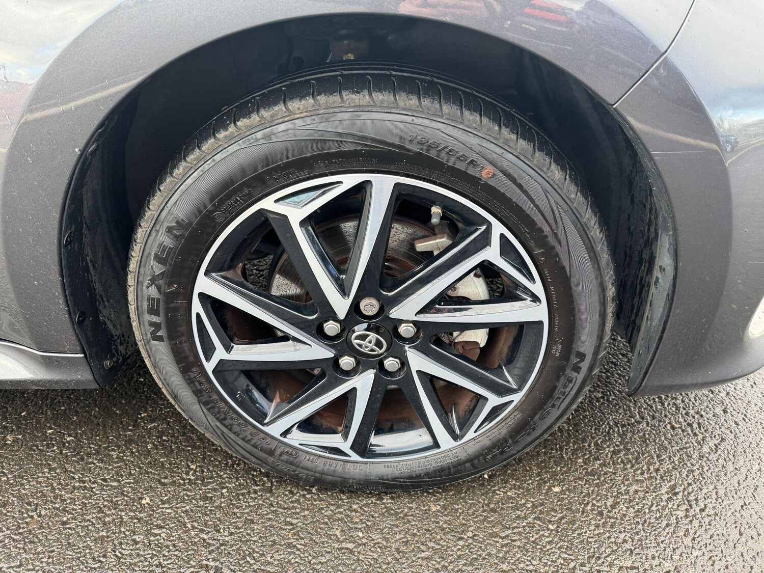 Used Toyota Yaris for sale - 77882104: Photo 9