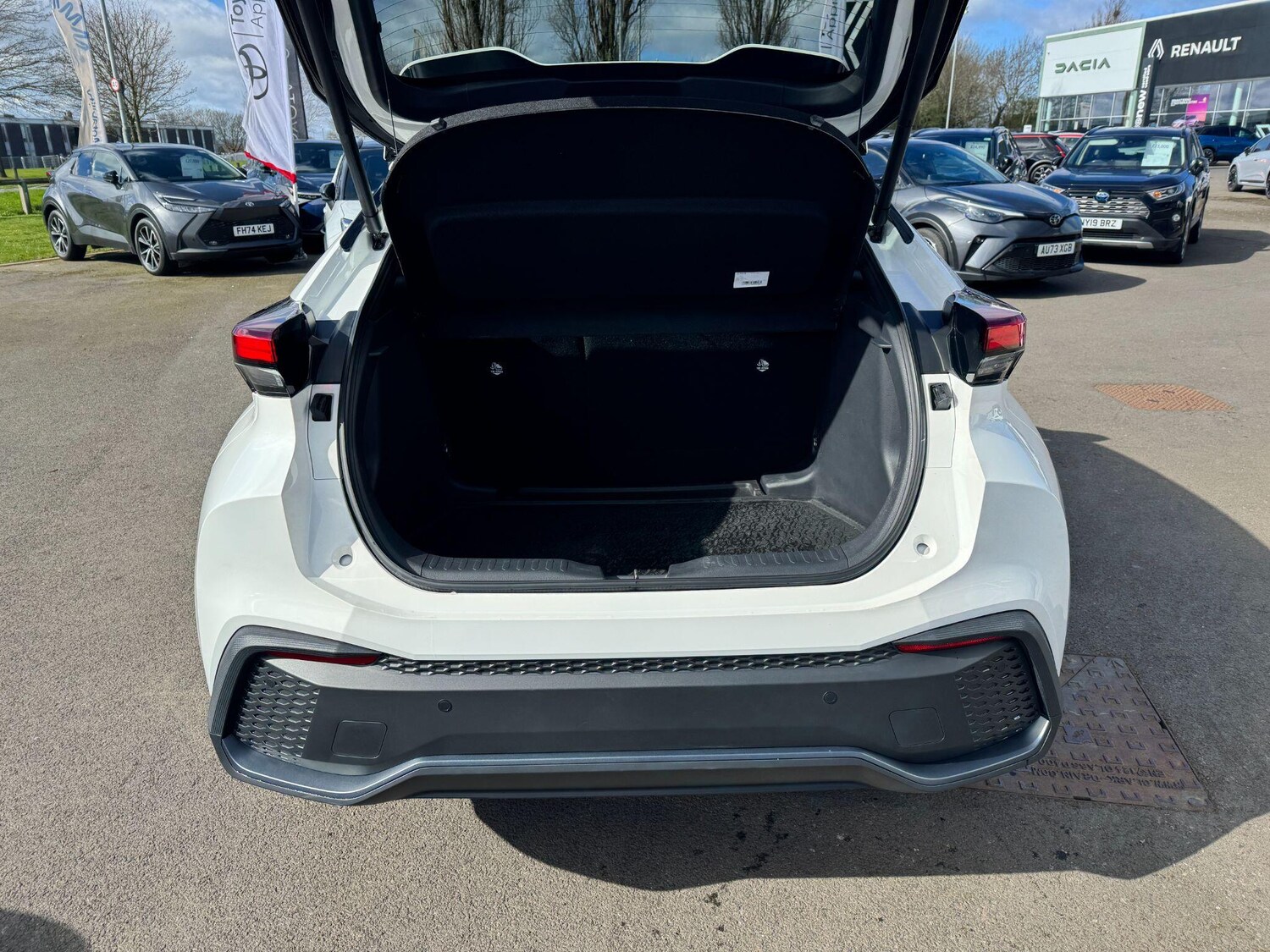 Used Toyota C-HR for sale - 78034946: Photo 10