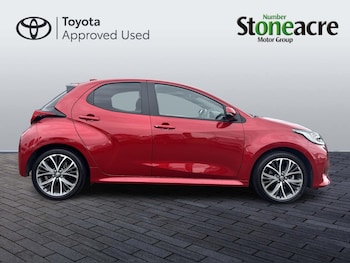 Used Toyota Yaris 2024 for sale - 79337304: Photo