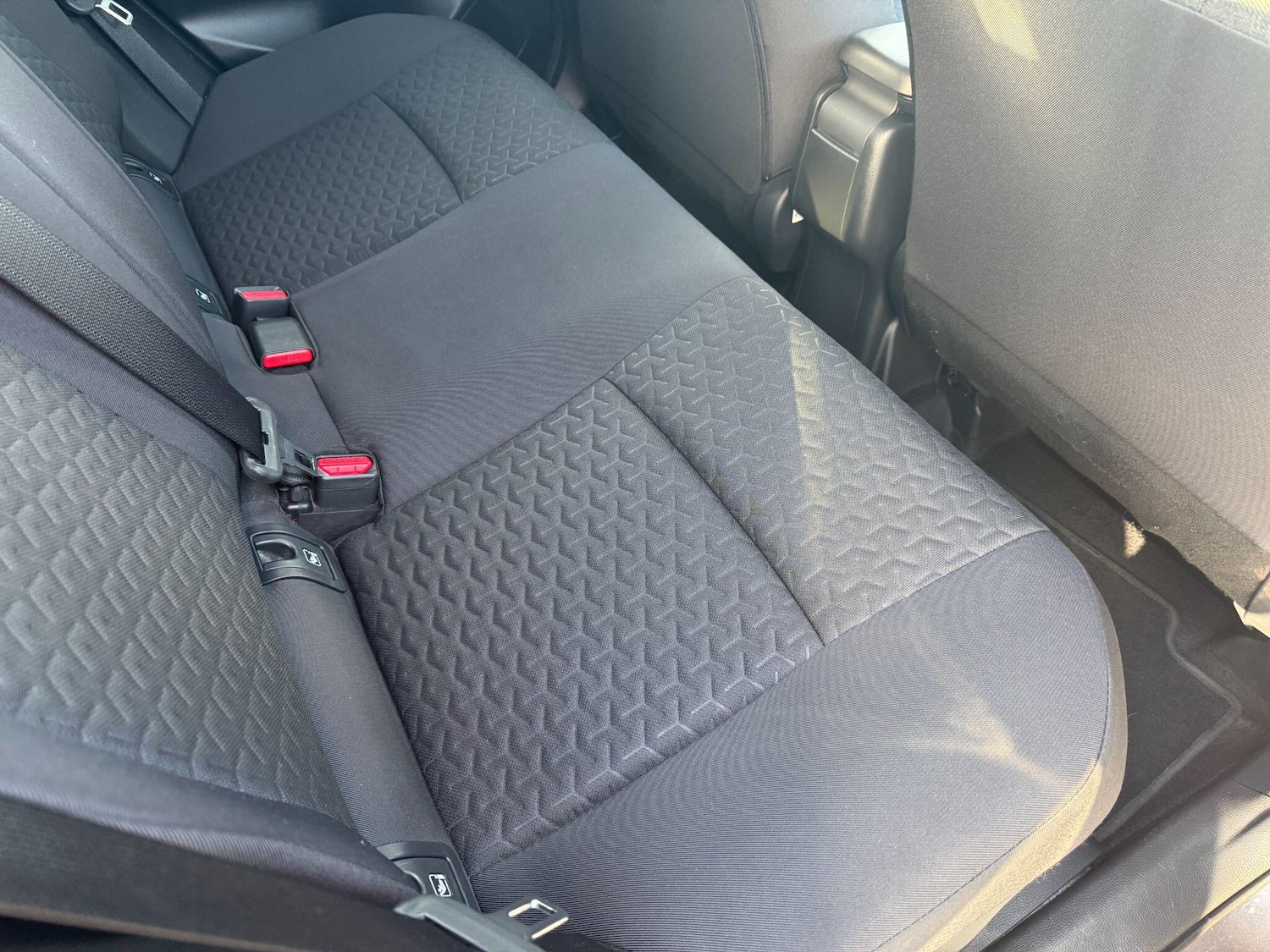 Used Toyota Yaris Cross 2023 for sale - 77940252: Photo 12