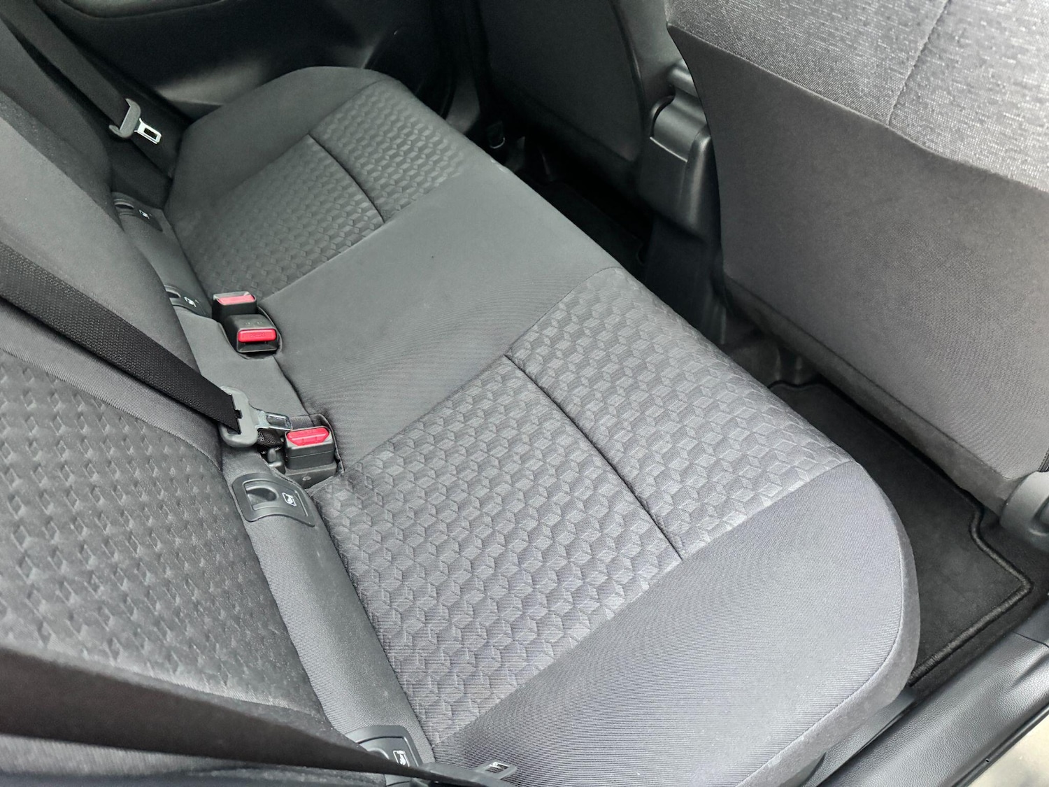 Used Toyota Yaris 2023 for sale - 76866456: Photo 12