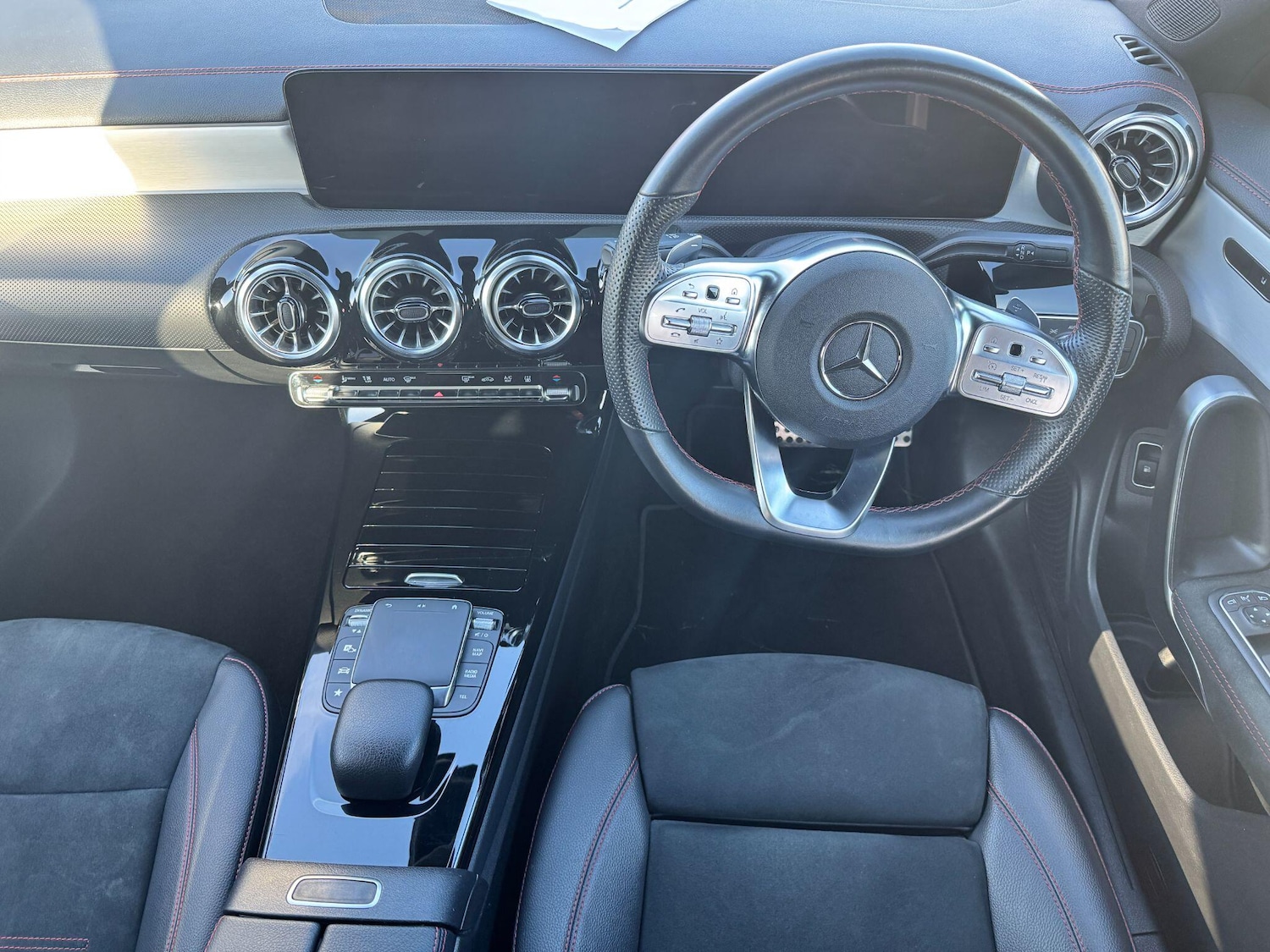 Used Mercedes-Benz CLA 2023 for sale - 76360371: Photo 15