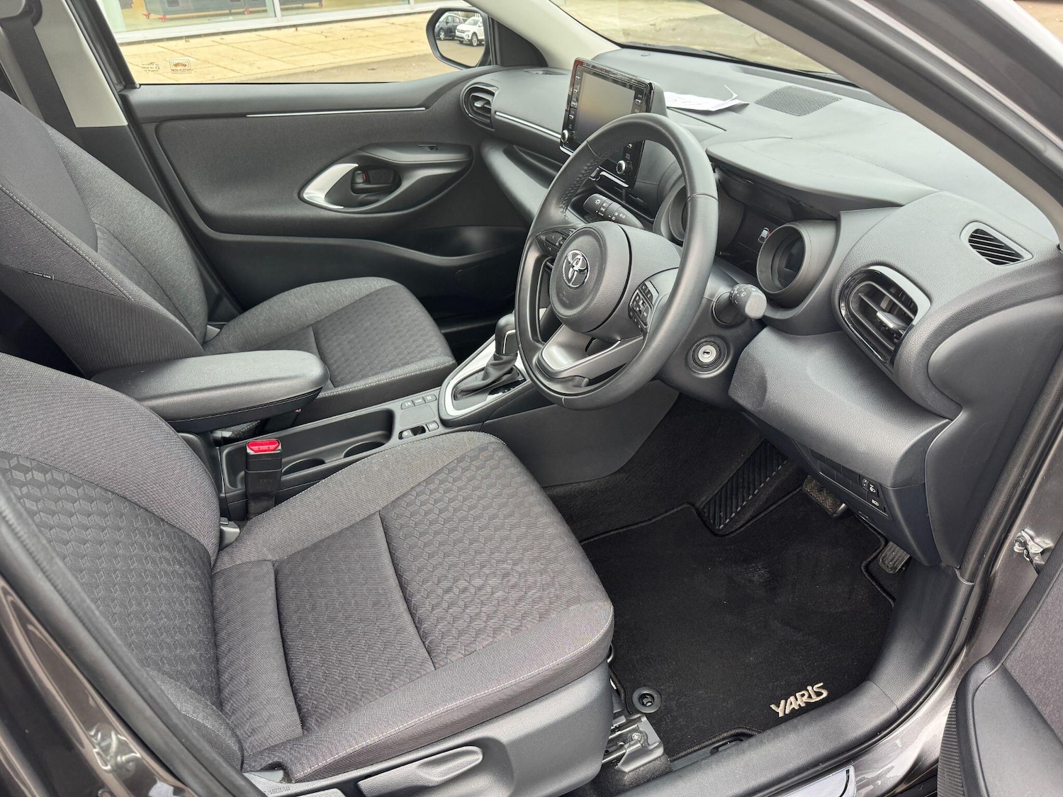 Used Toyota Yaris 2022 for sale - 78205192: Photo 13