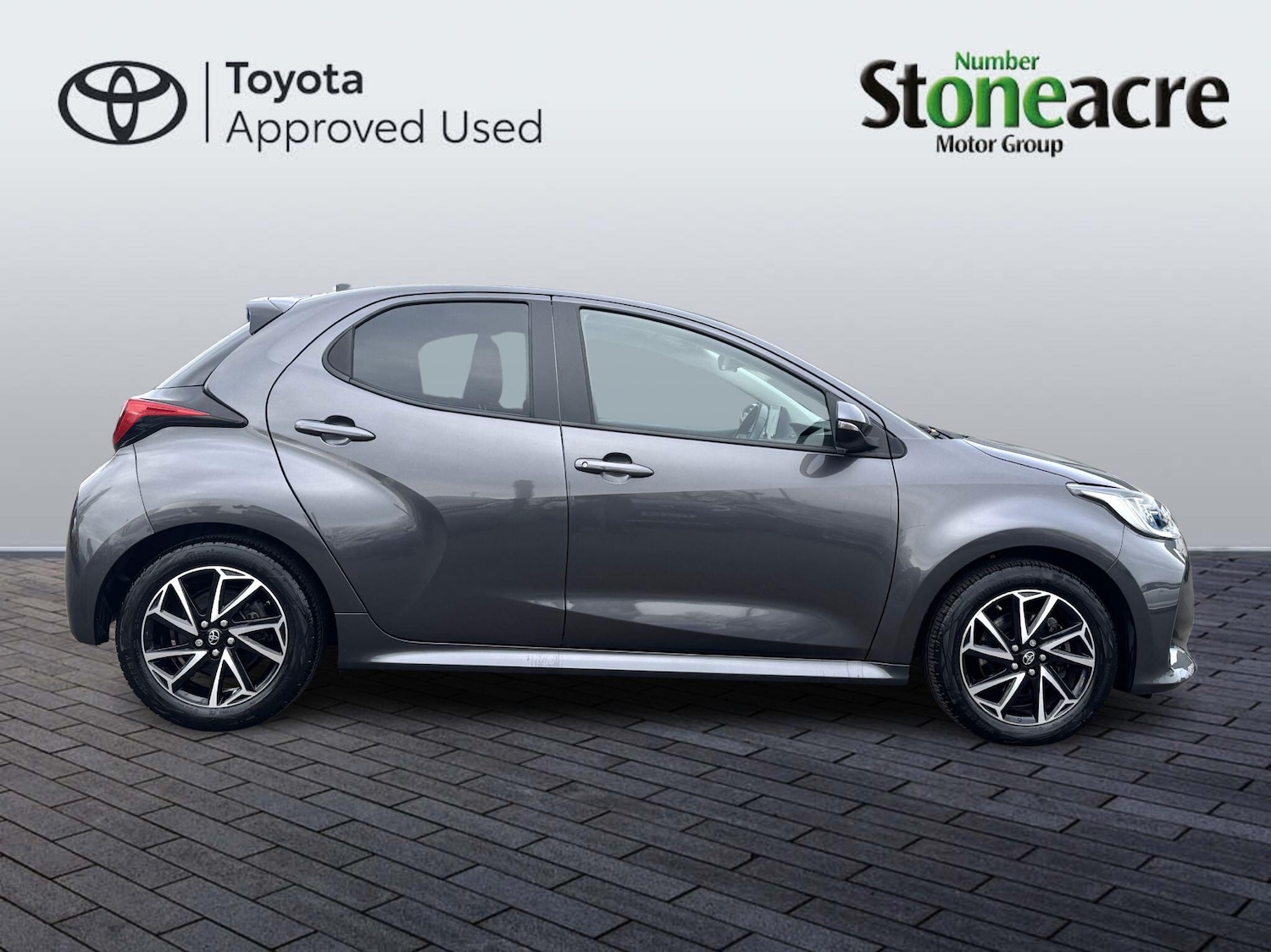 Used Toyota Yaris 2022 for sale - 78205192: Photo 4