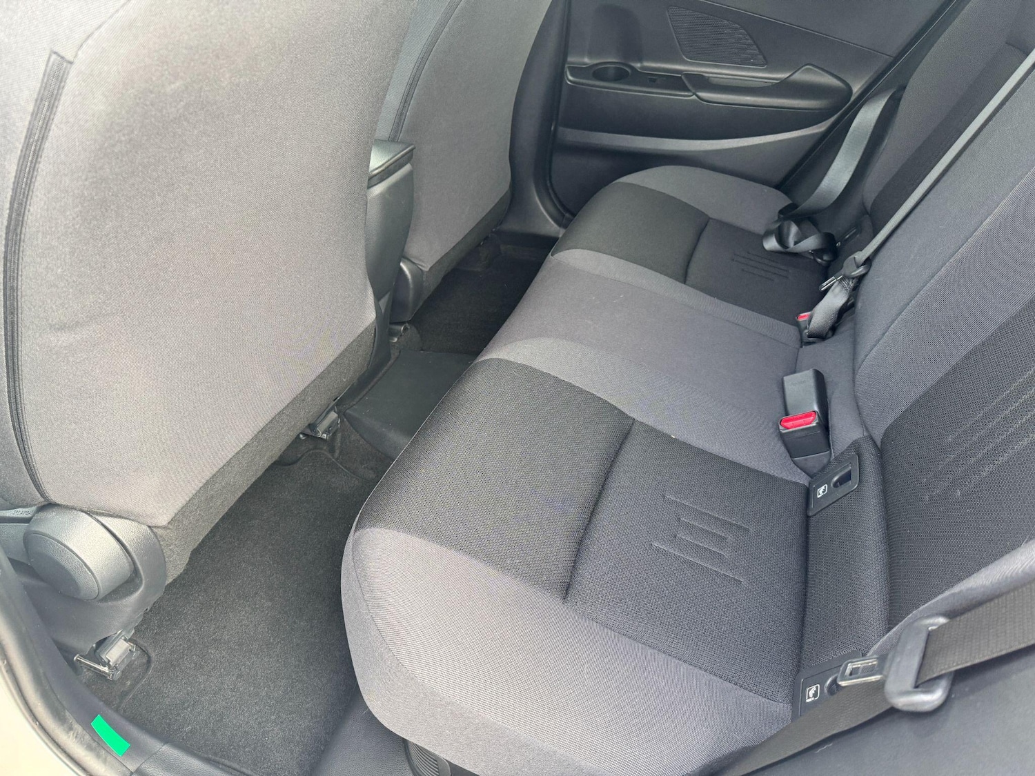 Used Toyota C-HR 2024 for sale - 76380798: Photo 15