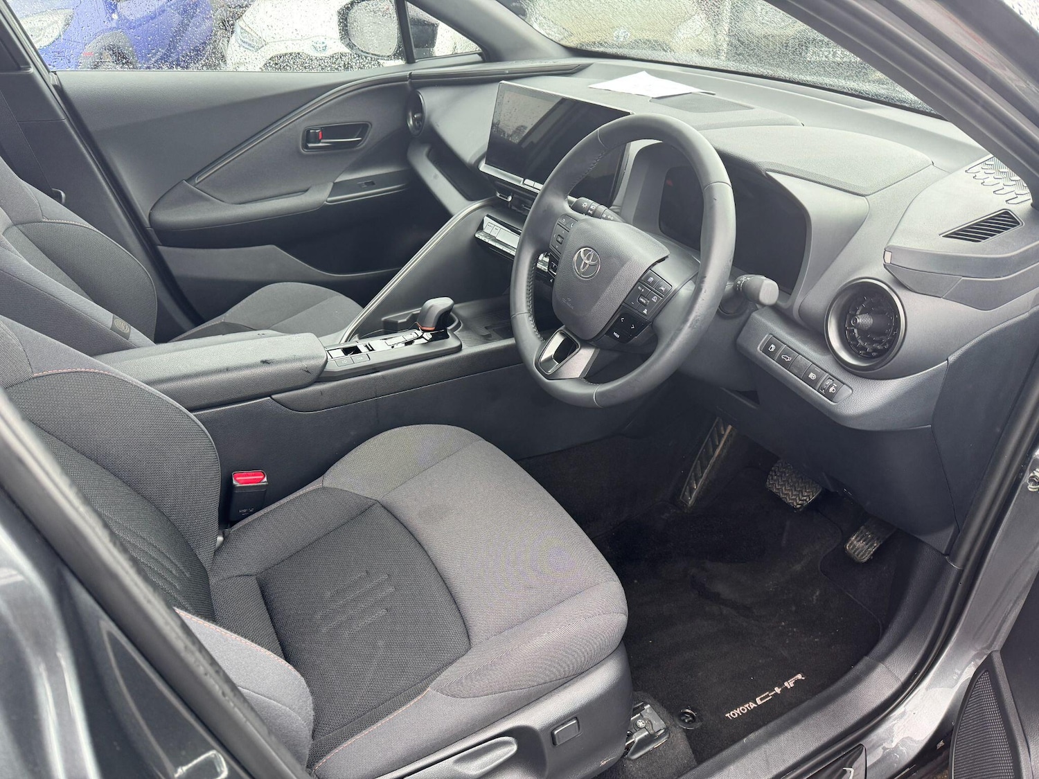 Used Toyota C-HR 2025 for sale - 77709871: Photo 11