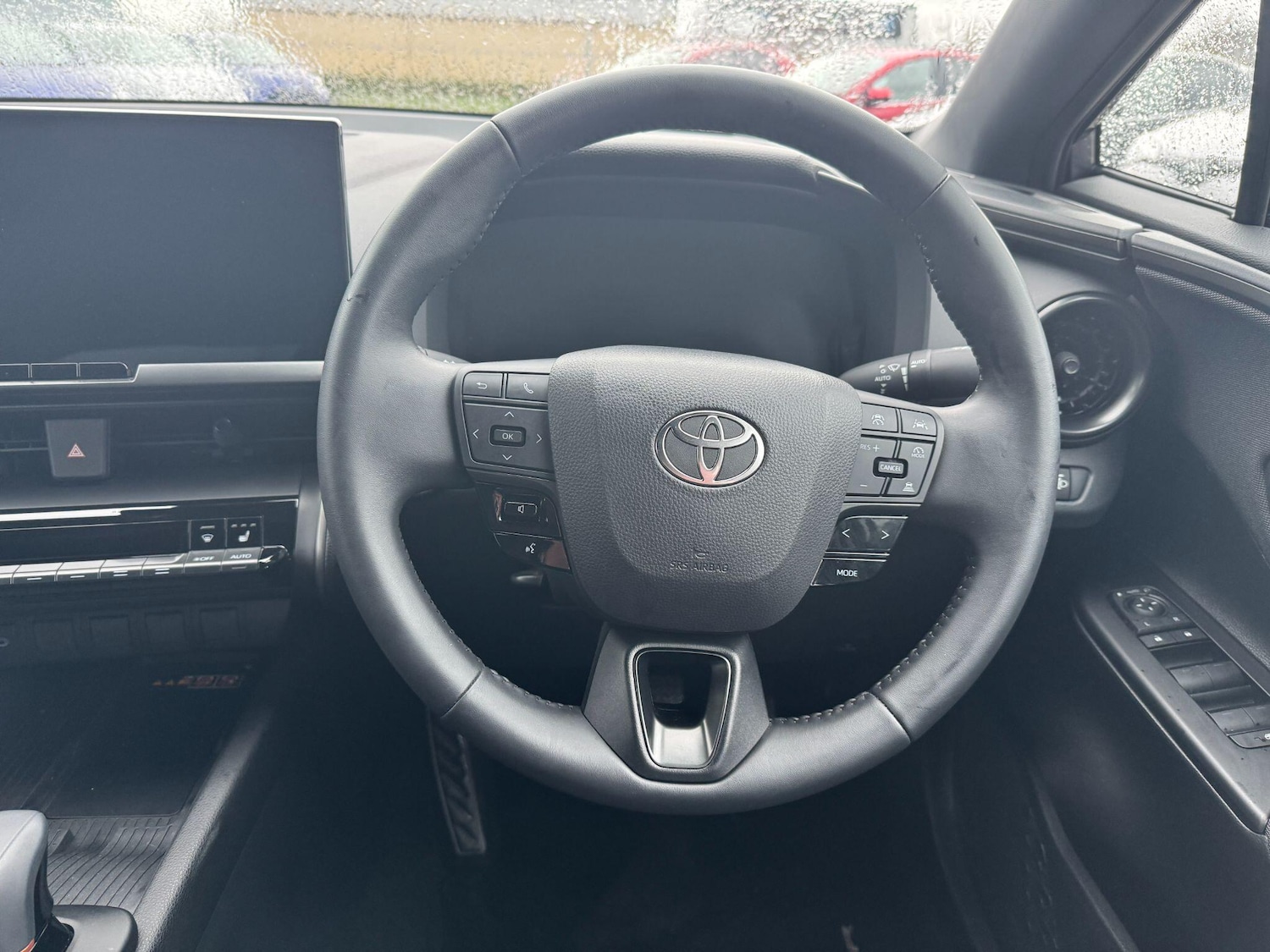 Used Toyota C-HR 2025 for sale - 77709871: Photo 17