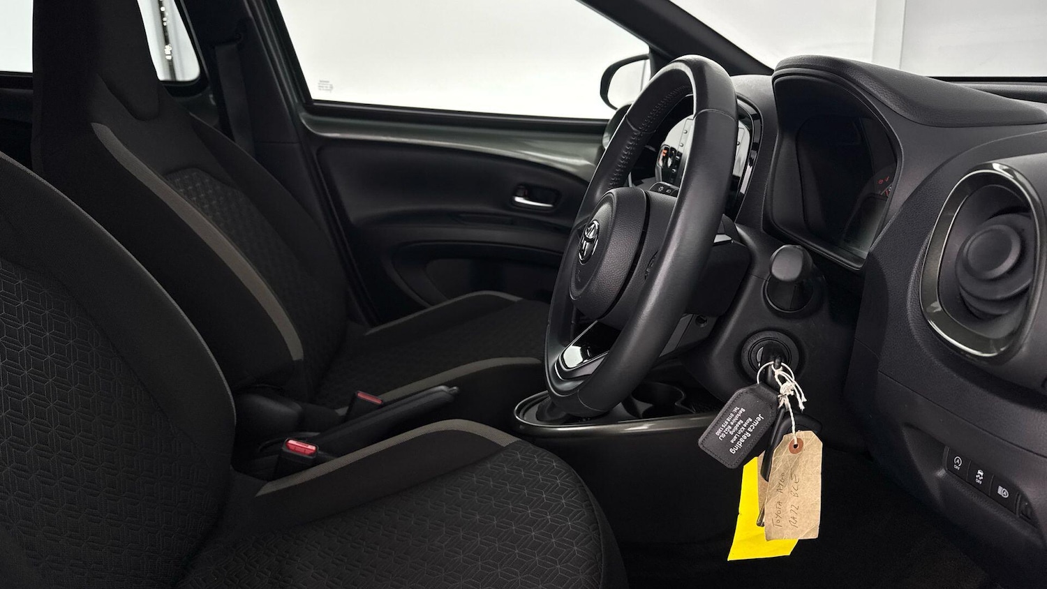 Used Toyota Aygo X for sale - 77854165: Photo 17