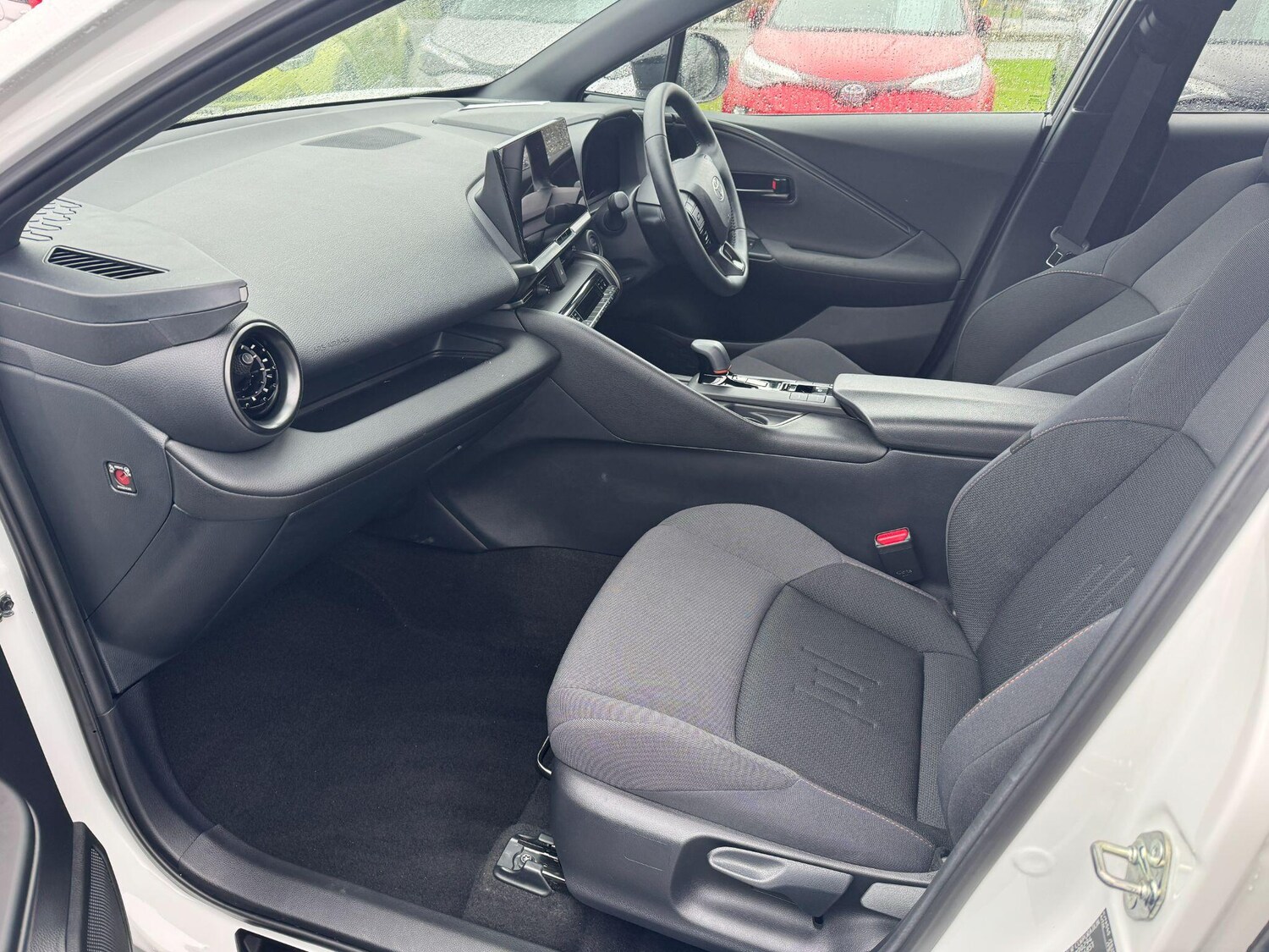 Used Toyota C-HR 2024 for sale - 77709874: Photo 14