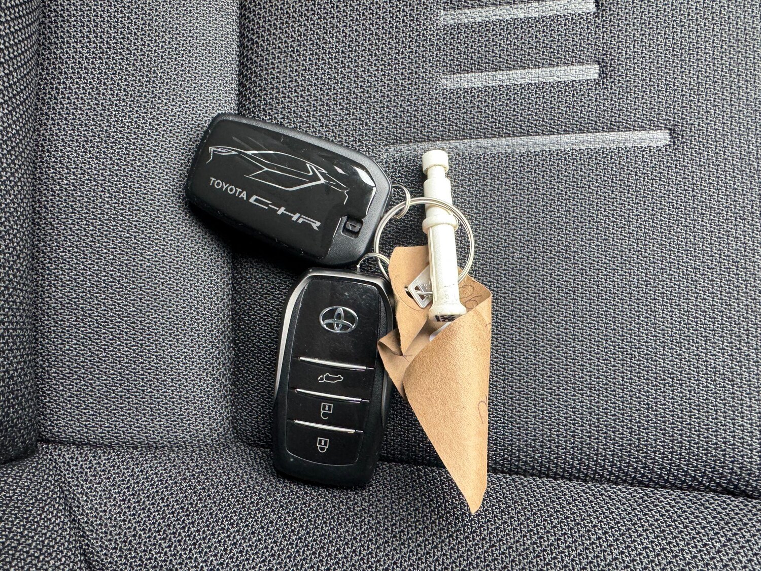 Used Toyota C-HR 2024 for sale - 77709874: Photo 20