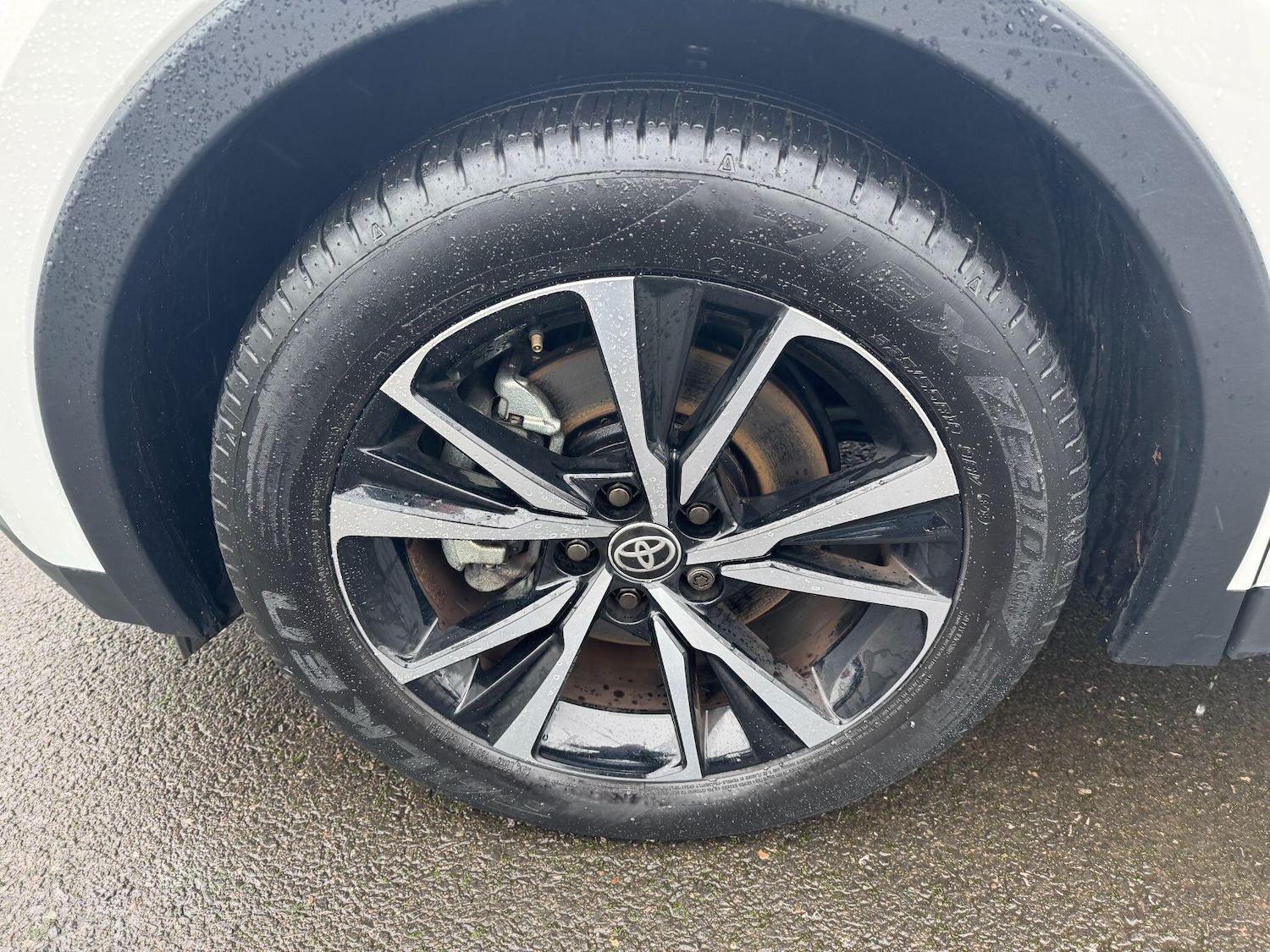 Used Toyota C-HR 2024 for sale - 77709874: Photo 9