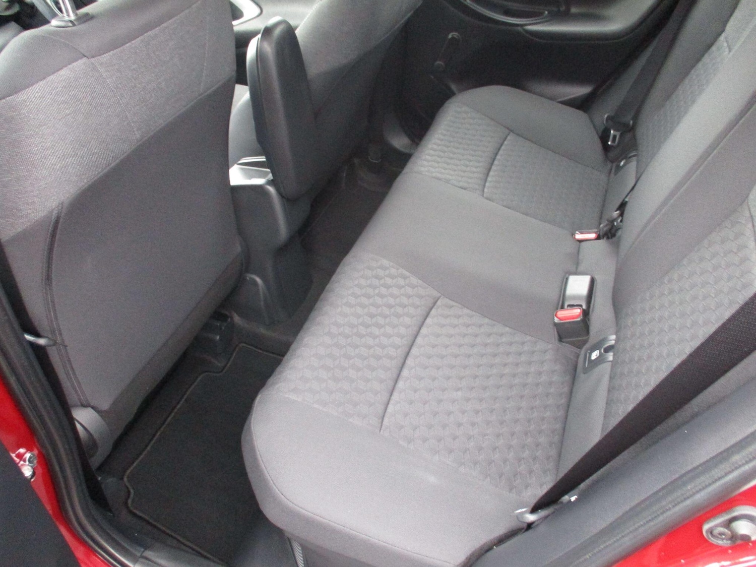 Used Toyota Yaris for sale - 77957007: Photo 13