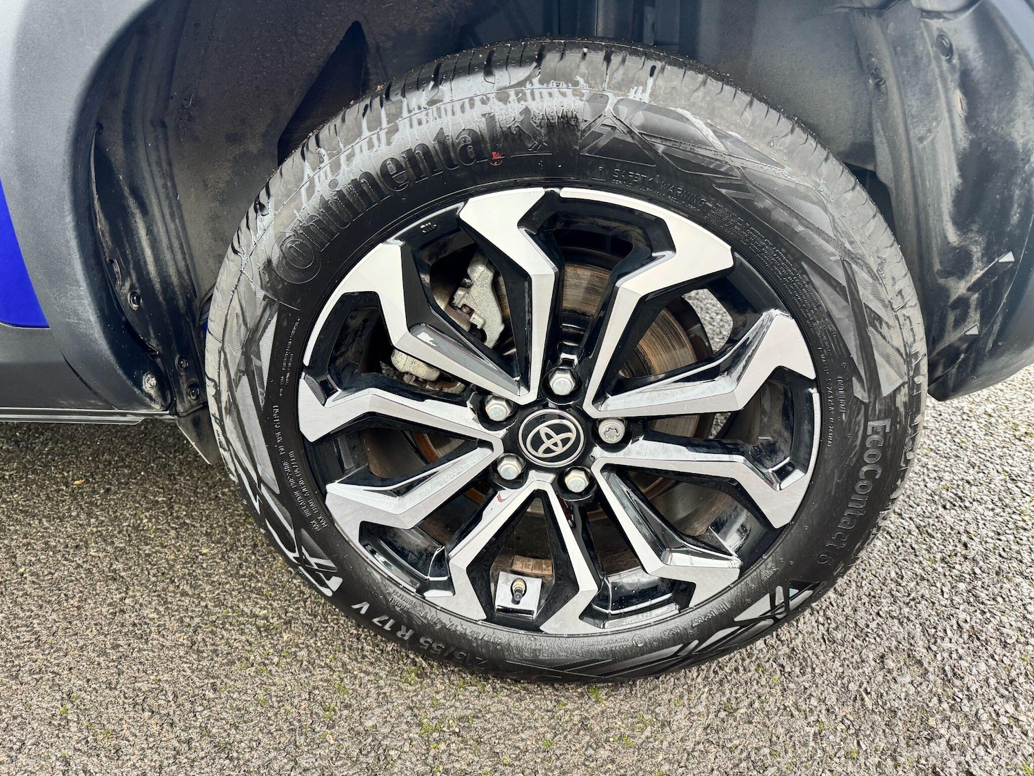 Used Toyota Yaris Cross 2023 for sale - 76965543: Photo 9