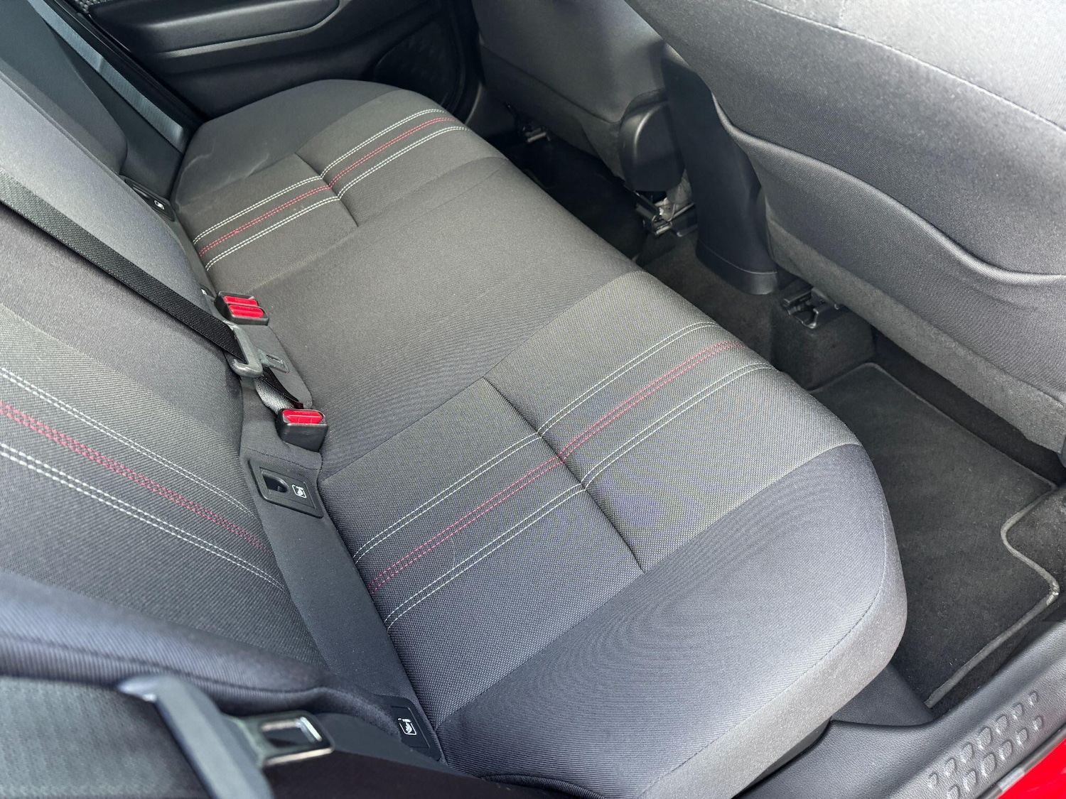 Used Toyota C-HR 2023 for sale - 78034028: Photo 12