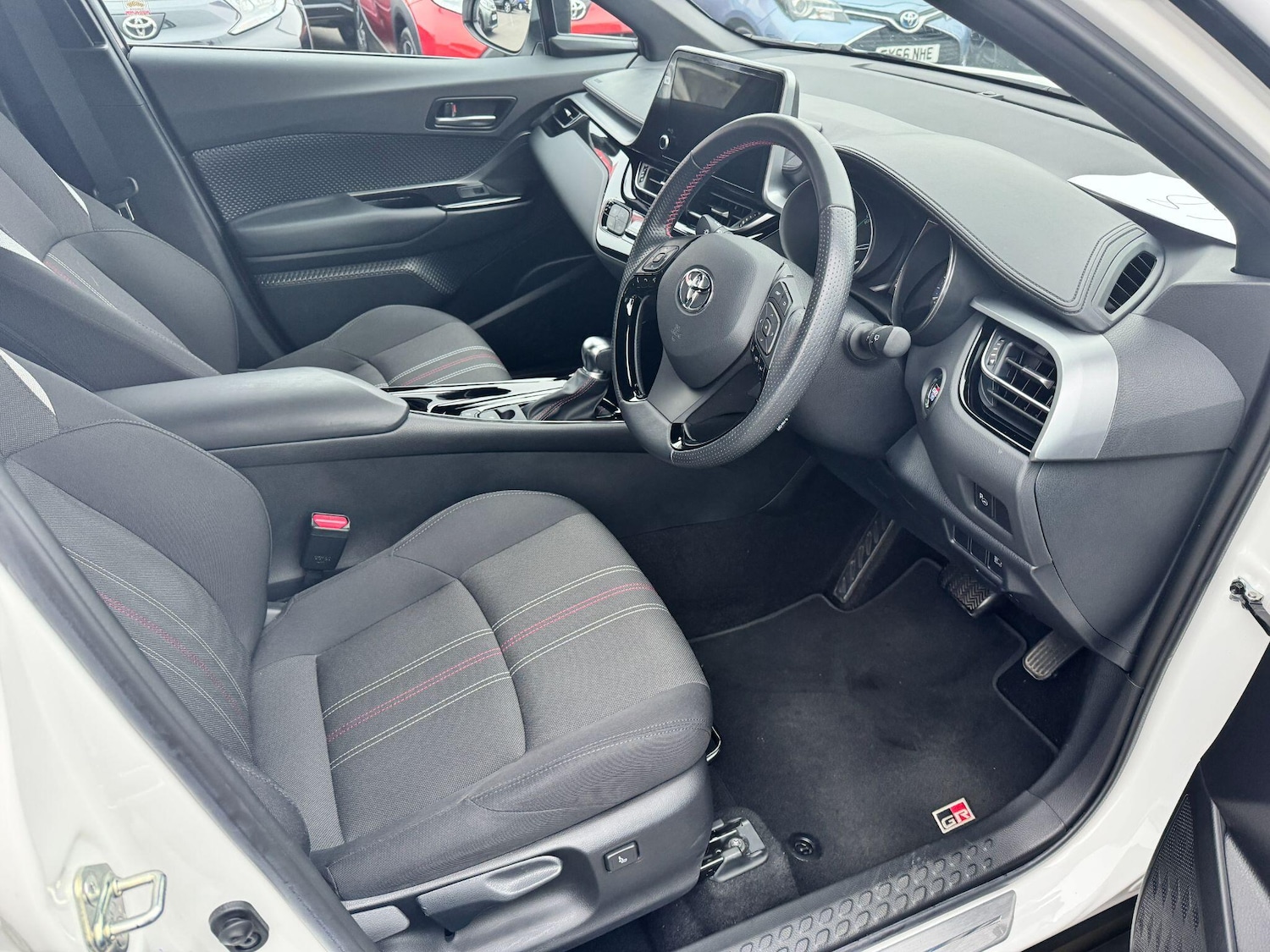 Used Toyota C-HR 2023 for sale - 76855715: Photo 11