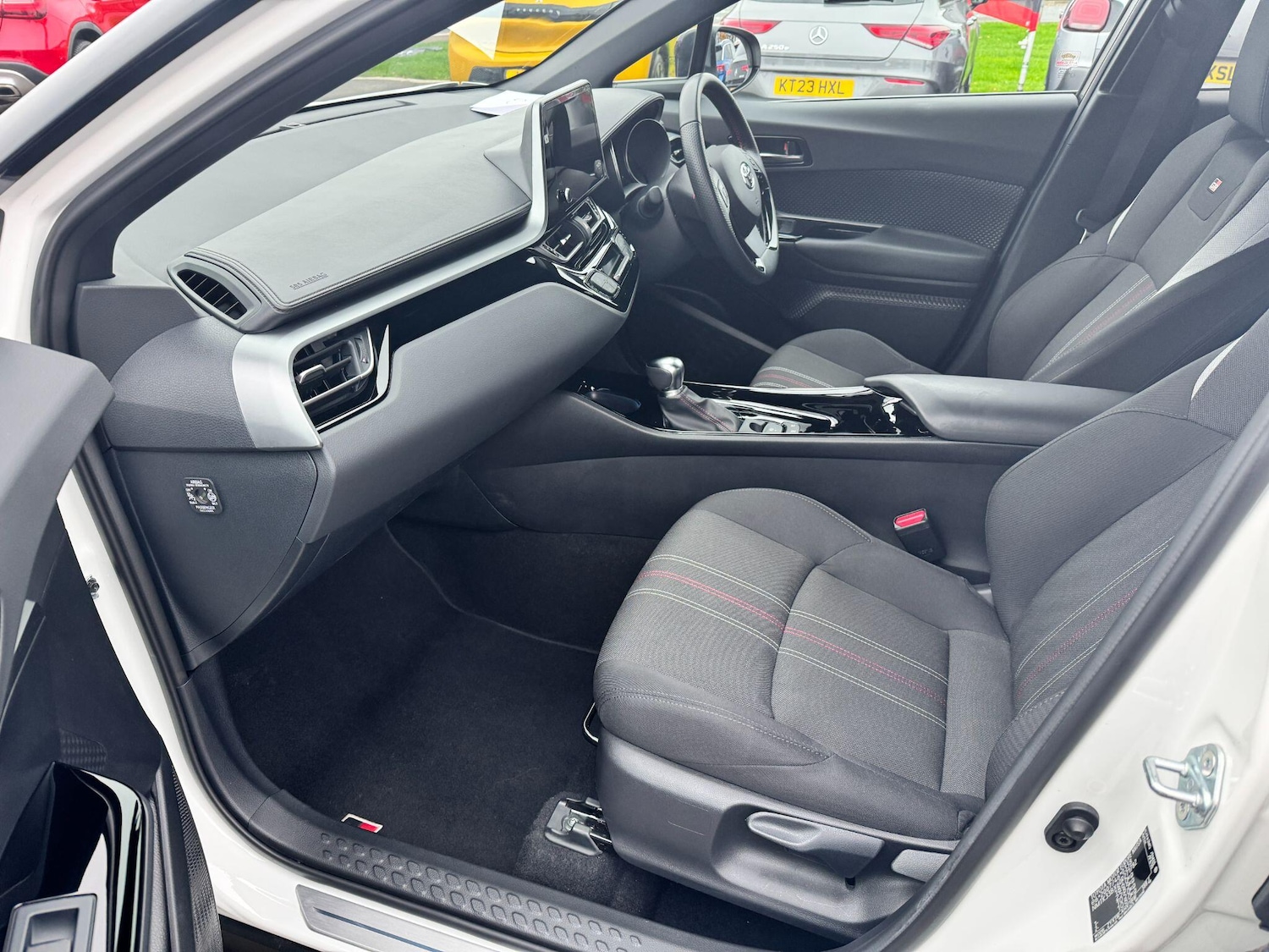 Used Toyota C-HR 2023 for sale - 76855715: Photo 14