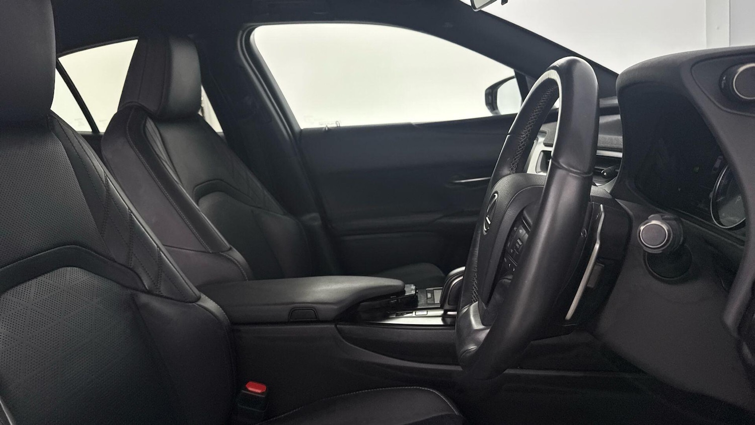 Used Lexus UX 2021 for sale - 77411645: Photo 18