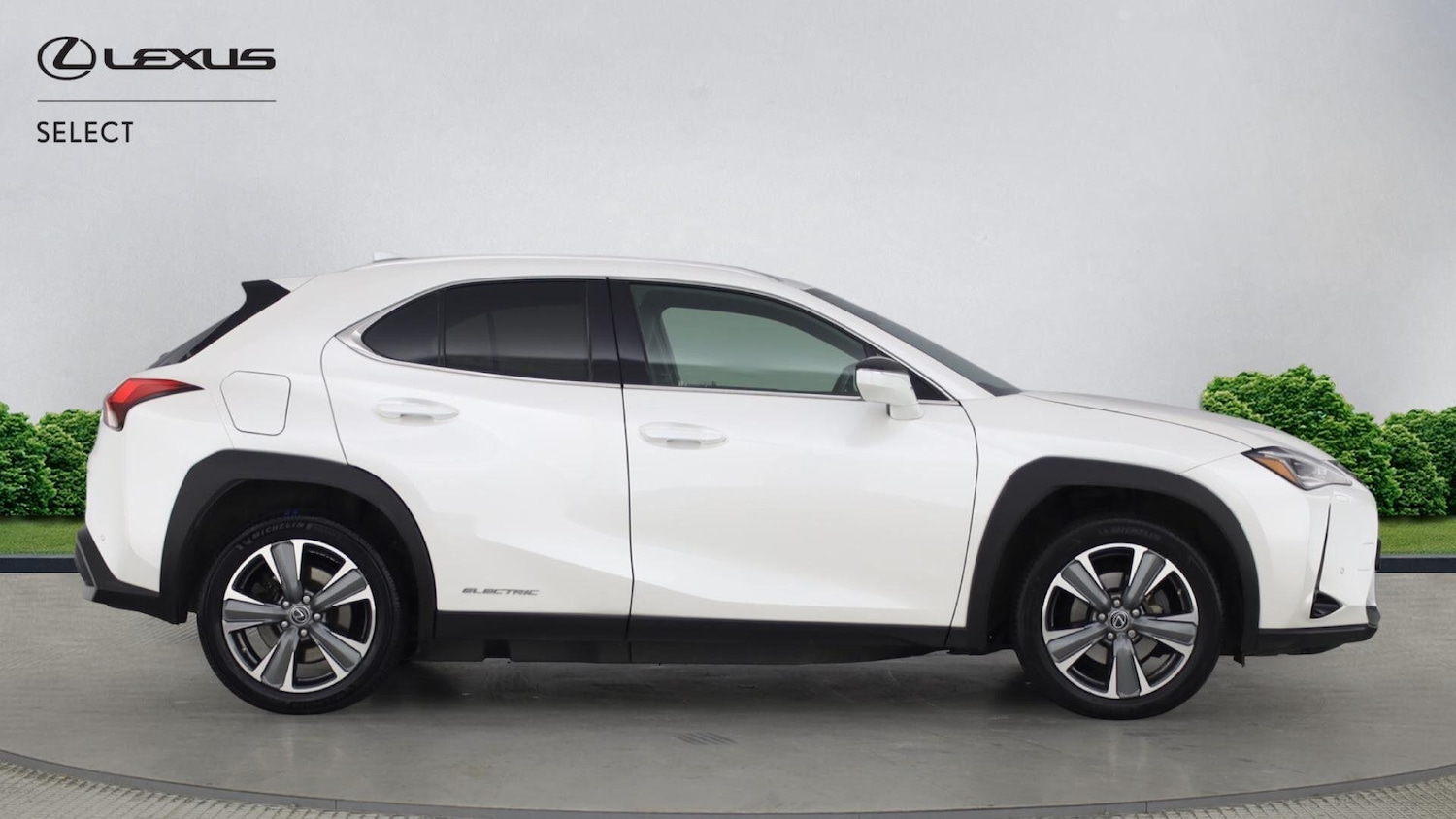 Used Lexus UX 2021 for sale - 77411645: Photo 2