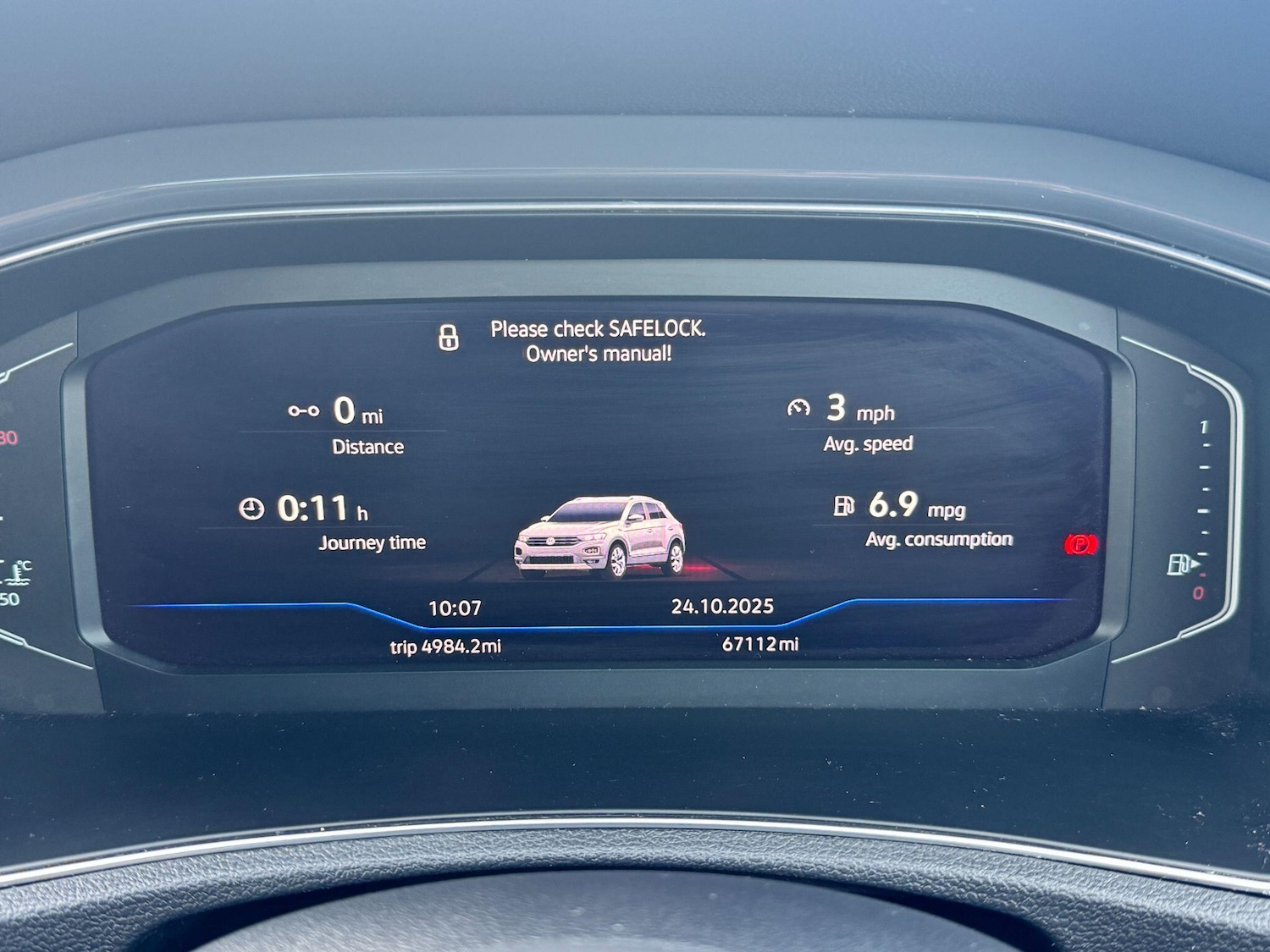 Used Volkswagen T-Roc 2018 for sale - 76965371: Photo 18