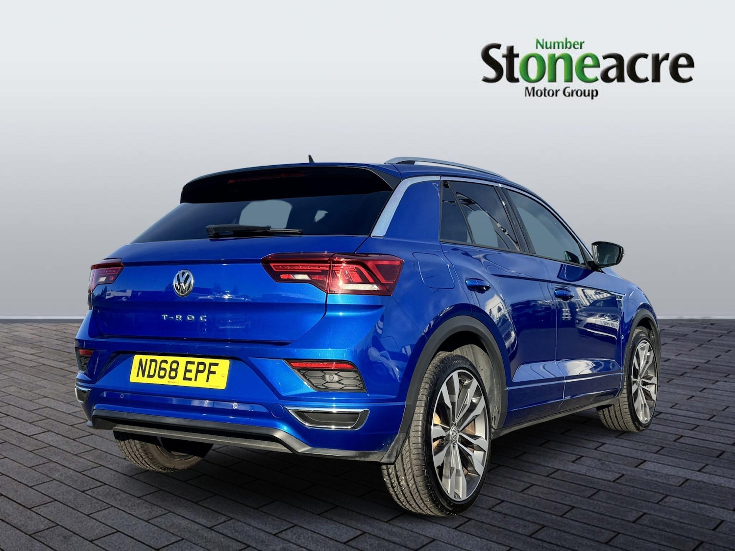 Used Volkswagen T-Roc 2018 for sale - 76965371: Photo 3