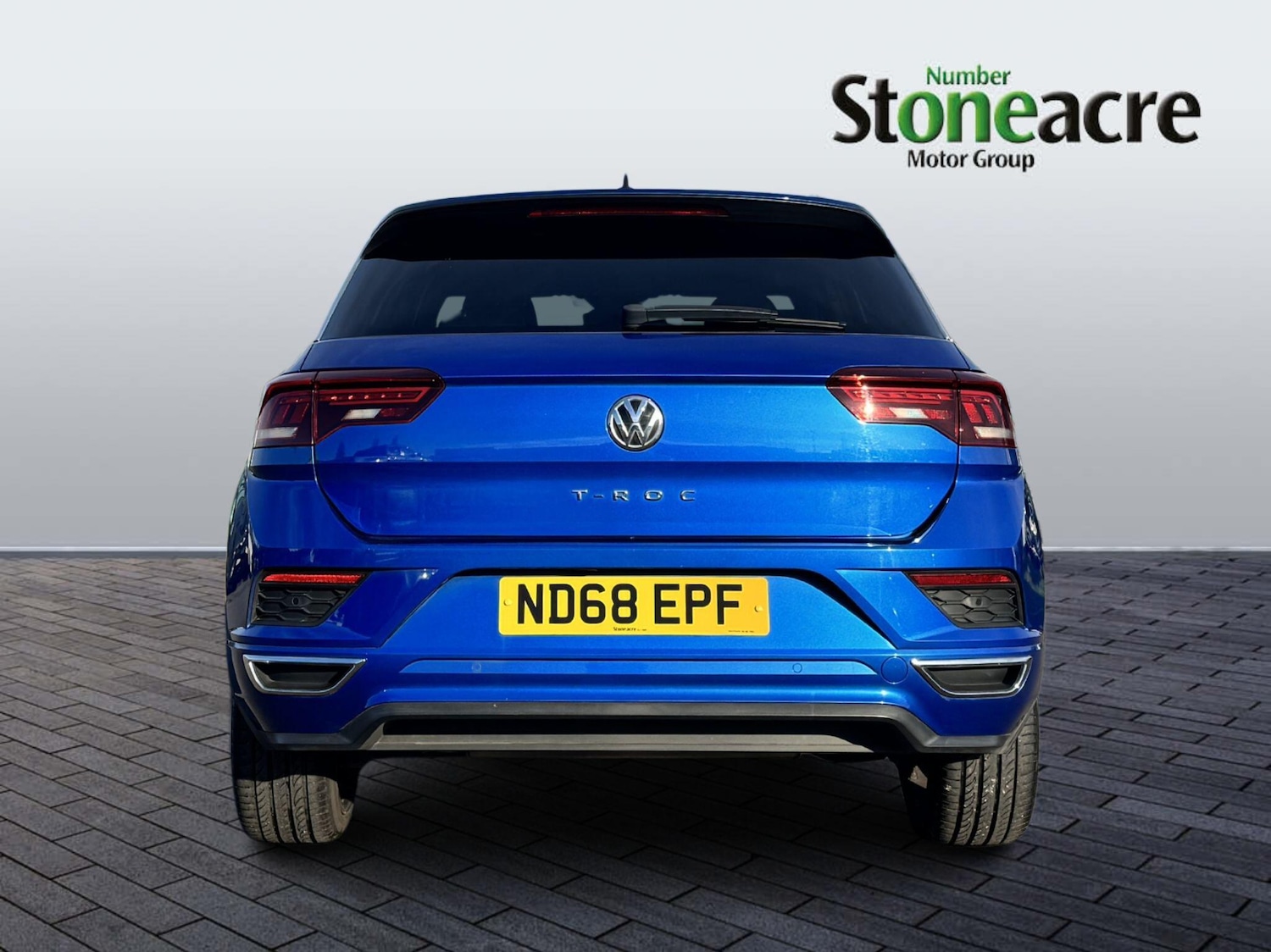 Used Volkswagen T-Roc 2018 for sale - 76965371: Photo 4