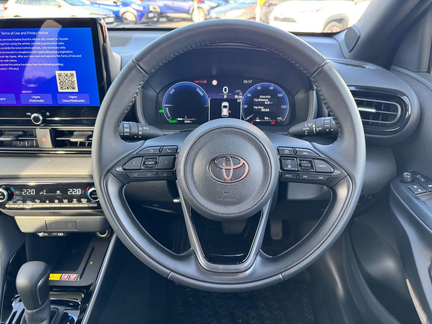 Used Toyota Yaris 2024 for sale - 76537702: Photo 17