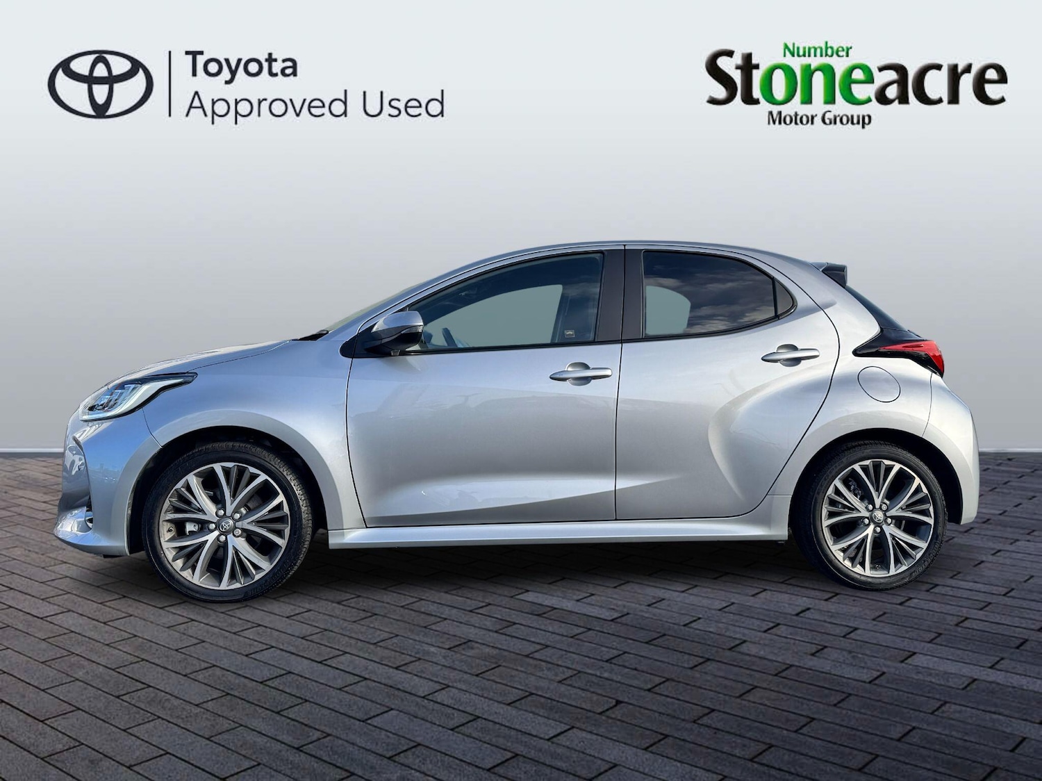 Used Toyota Yaris 2024 for sale - 76537702: Photo 6