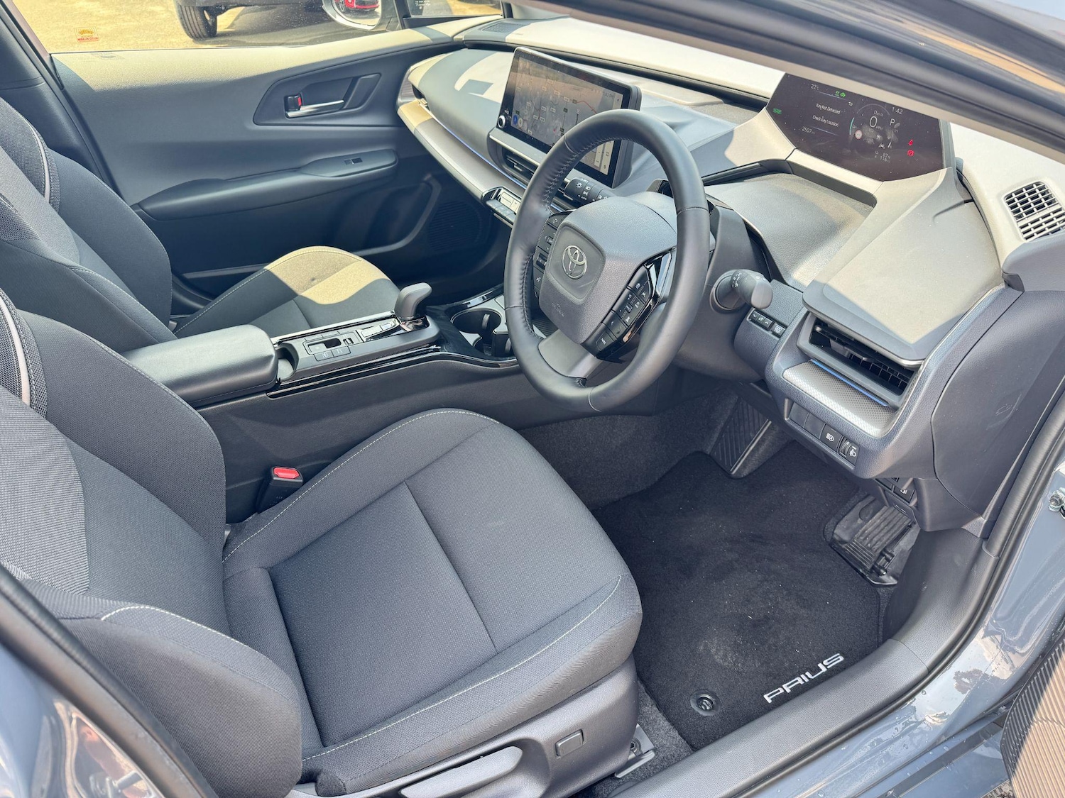 Used Toyota Prius 2025 for sale - 77723280: Photo 11