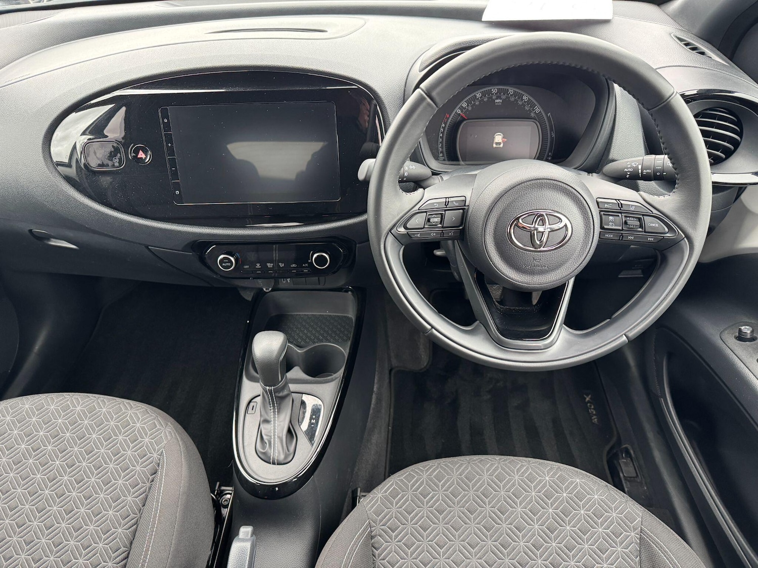 Used Toyota Aygo X 2025 for sale - 77939575: Photo 15