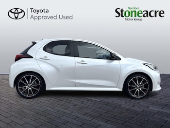 Used Toyota Yaris 2023 for sale - 79387786: Photo