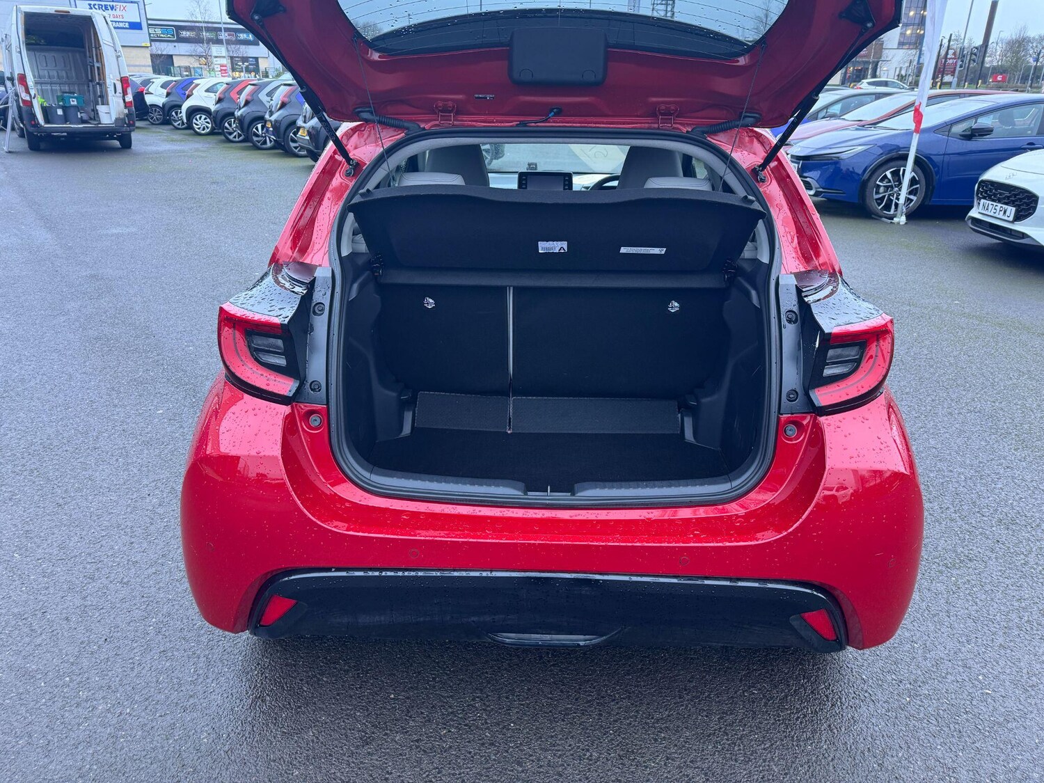 Used Toyota Yaris 2021 for sale - 77710552: Photo 10