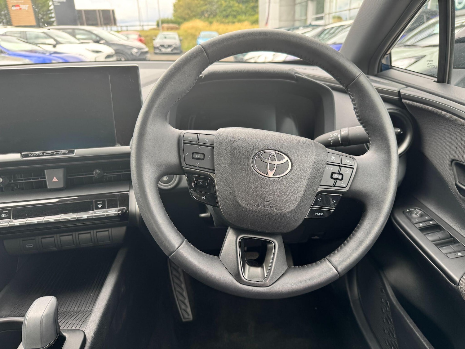 Used Toyota C-HR 2024 for sale - 77238500: Photo 17