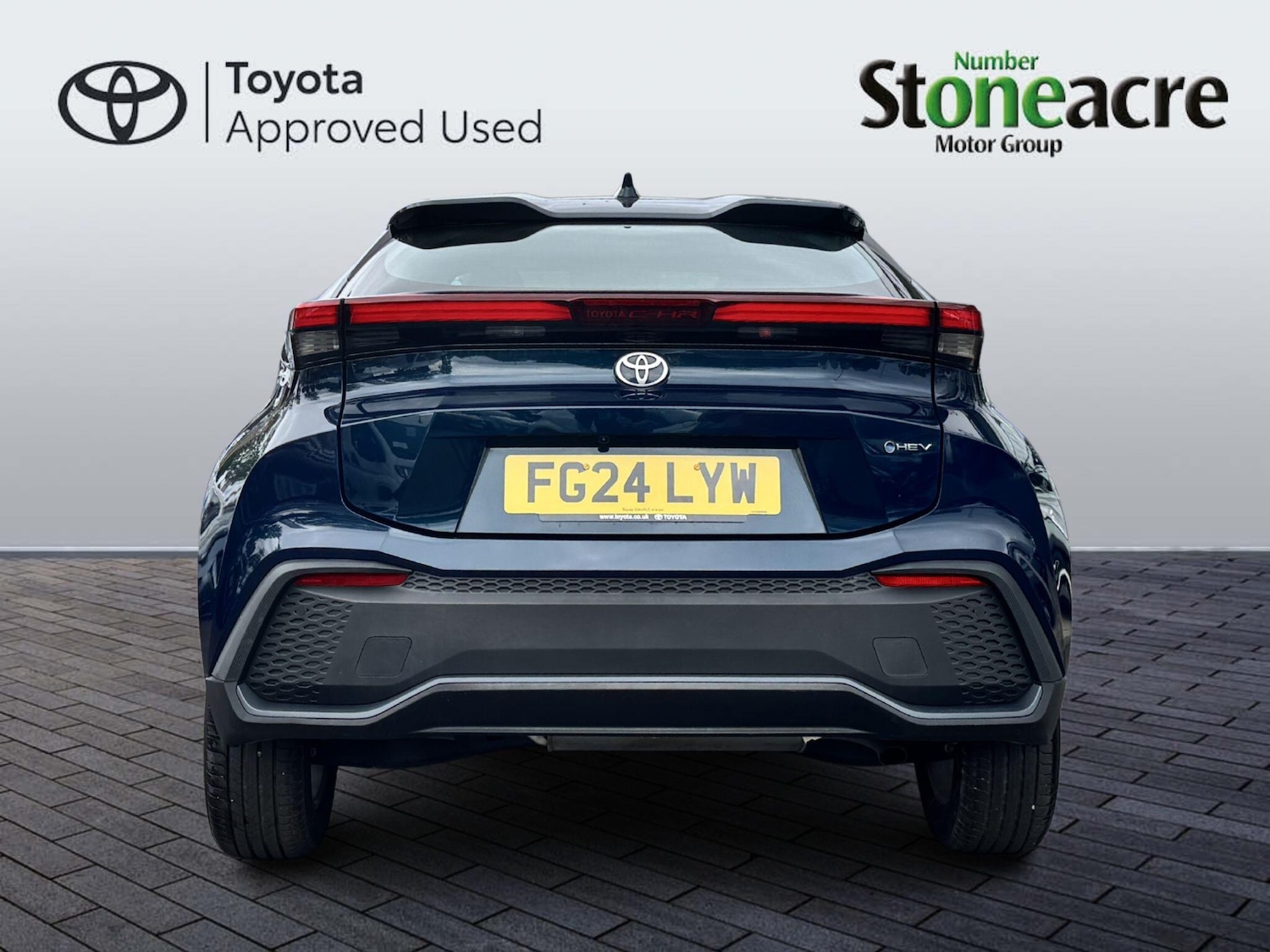 Used Toyota C-HR 2024 for sale - 77238500: Photo 4