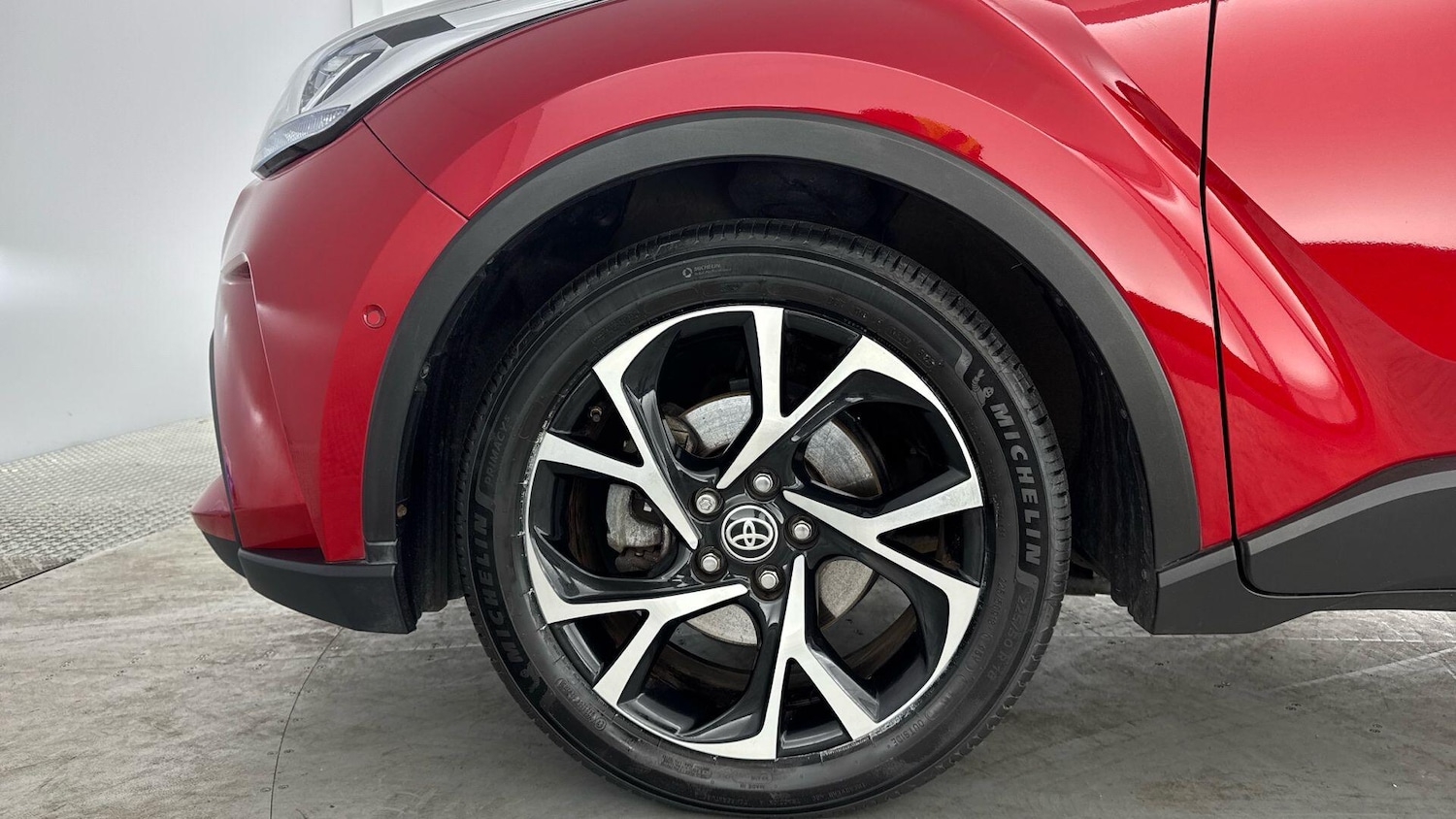 Used Toyota C-HR for sale - 77550231: Photo 9