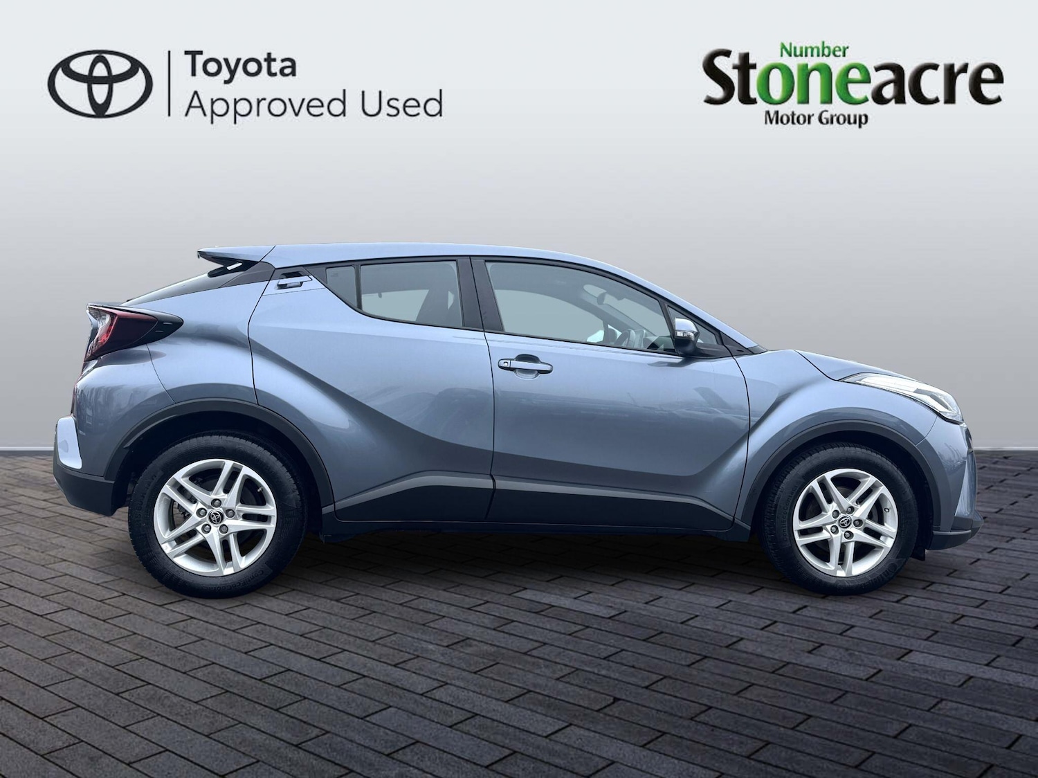 Used Toyota C-HR for sale - 77977883: Photo 2