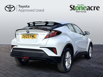 Used Toyota C-HR 2023 for sale - 79106846: Photo