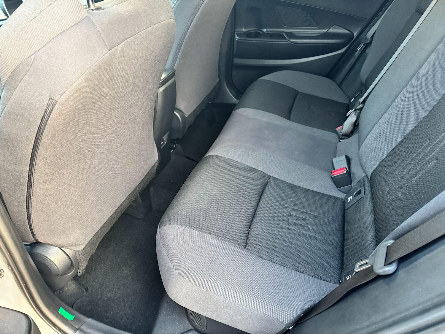 Used Toyota C-HR 2024 for sale - 77131399: Photo 13