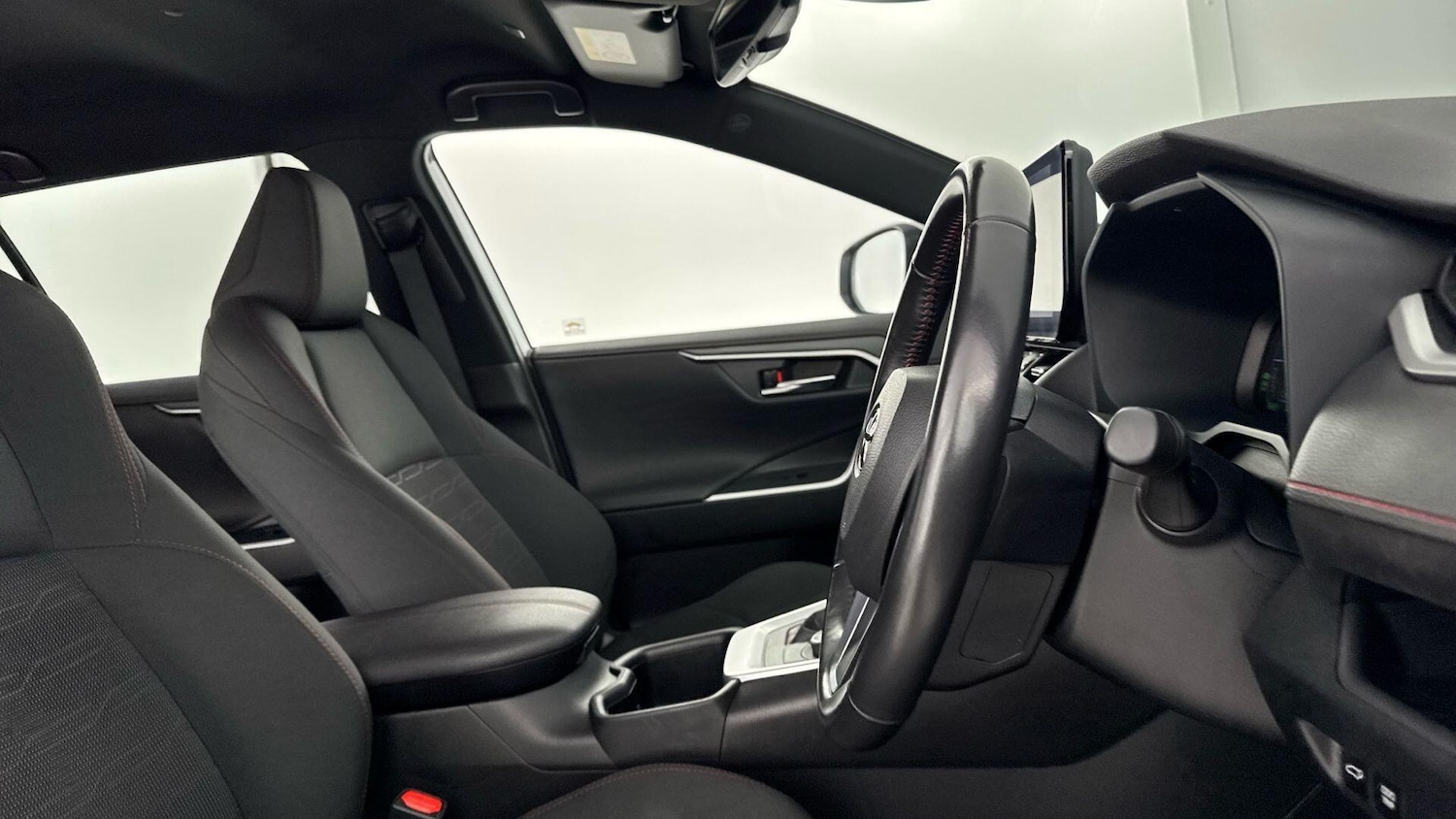 Used Toyota RAV4 2023 for sale - 77155364: Photo 17