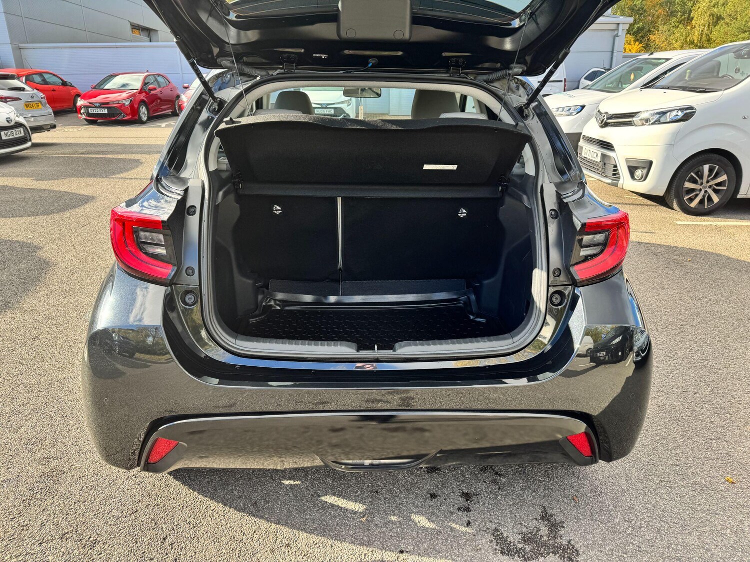 Used Toyota Yaris for sale - 77723494: Photo 10