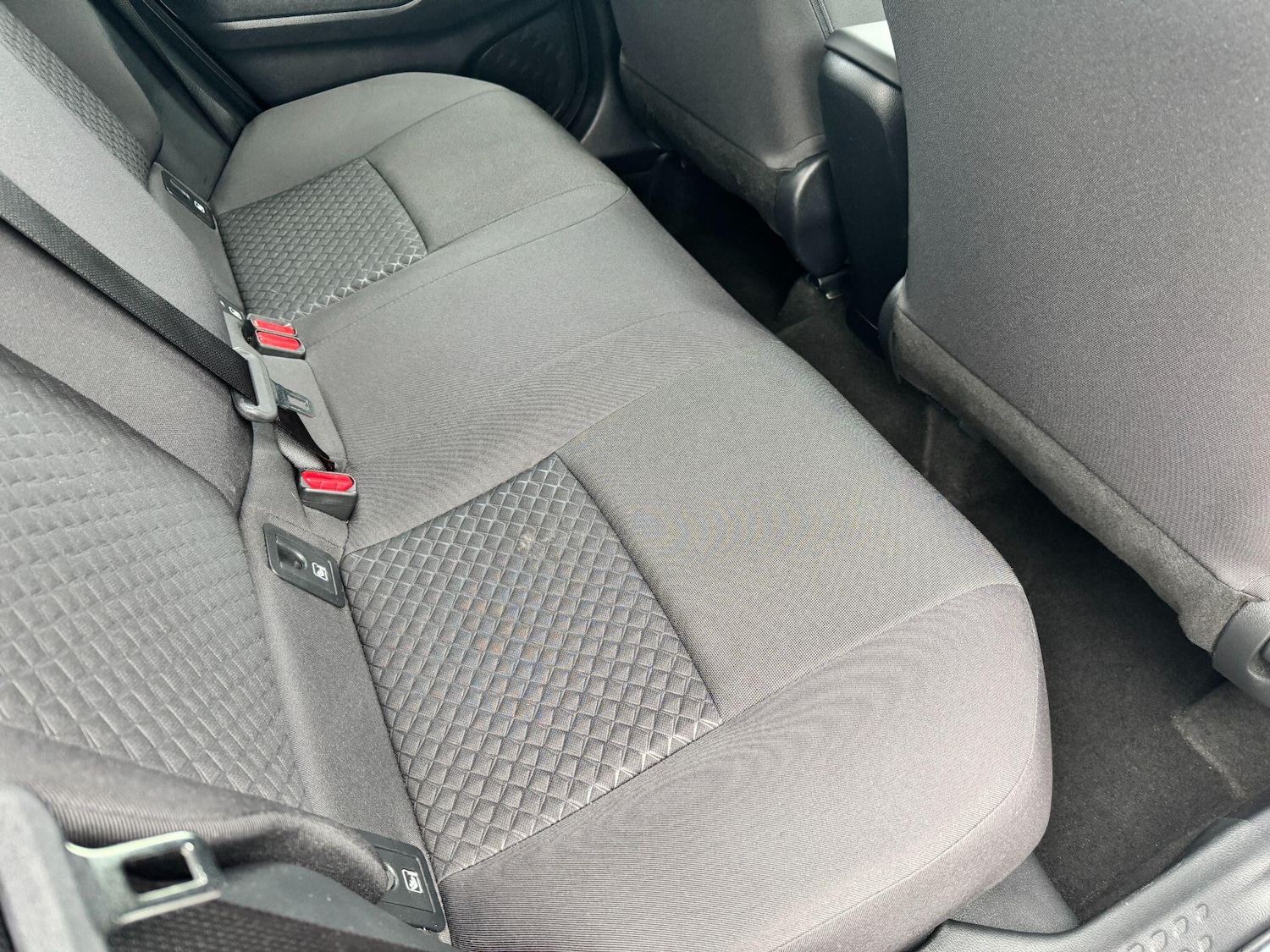 Used Toyota C-HR 2022 for sale - 76486002: Photo 12