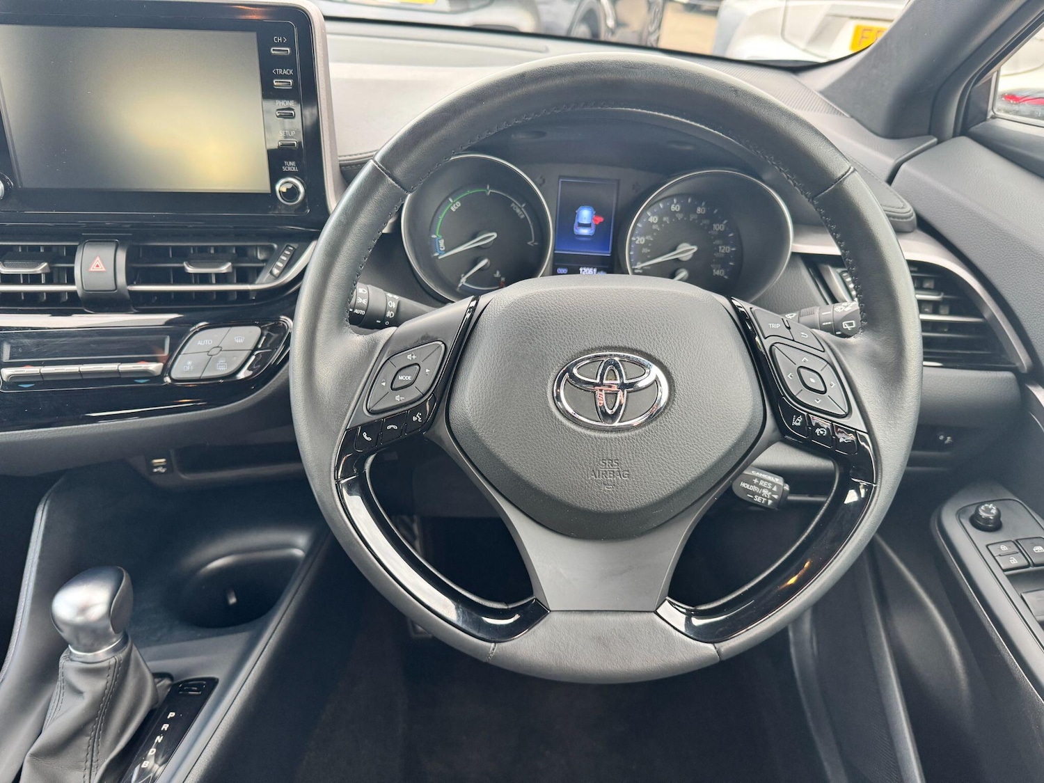 Used Toyota C-HR 2022 for sale - 76486002: Photo 17