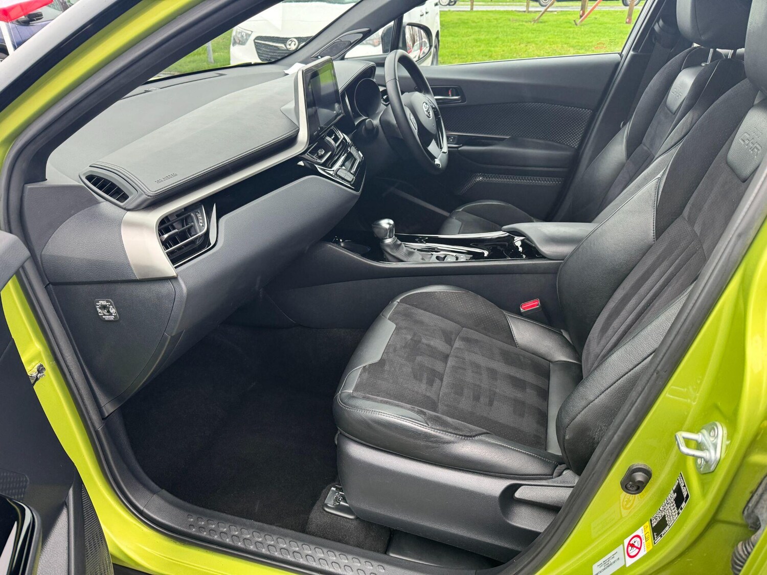 Used Toyota C-HR 2019 for sale - 77510205: Photo 14