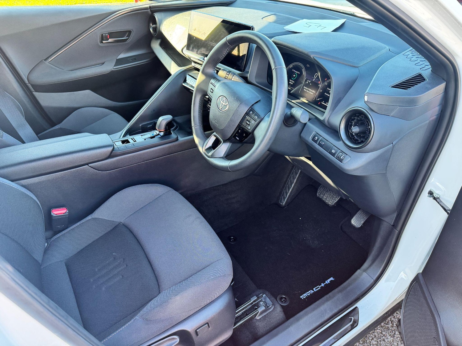 Used Toyota C-HR 2024 for sale - 76440893: Photo 13