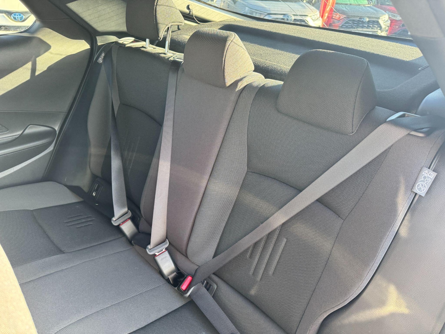 Used Toyota C-HR 2024 for sale - 76440893: Photo 15