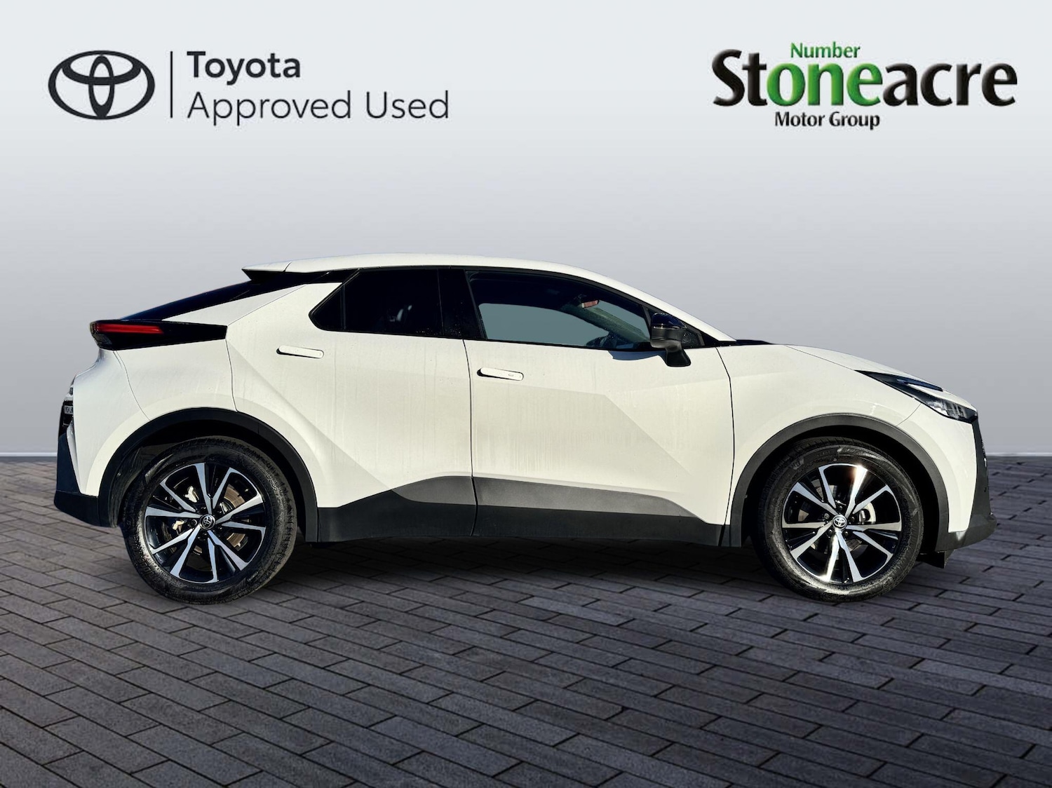 Used Toyota C-HR 2024 for sale - 76440893: Photo 4