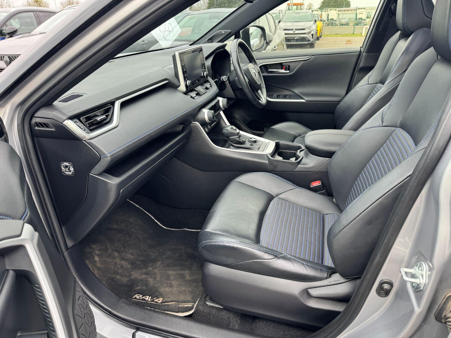 Used Toyota RAV4 2021 for sale - 77977587: Photo 14