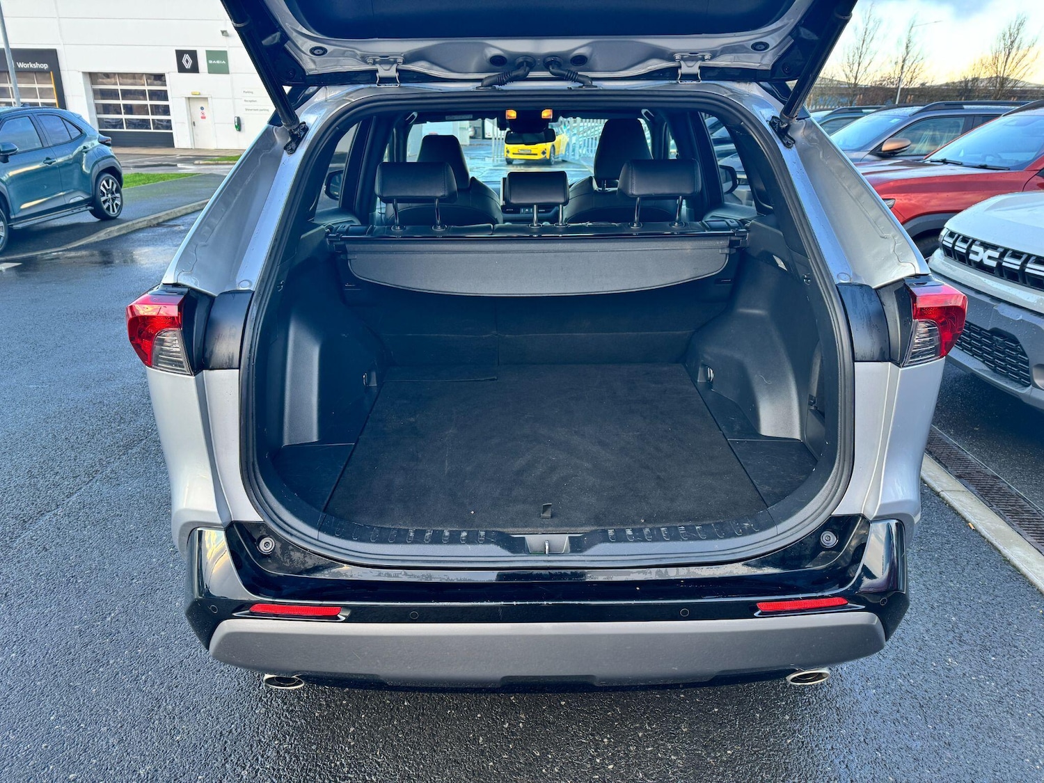 Used Toyota RAV4 for sale - 77550593: Photo 10