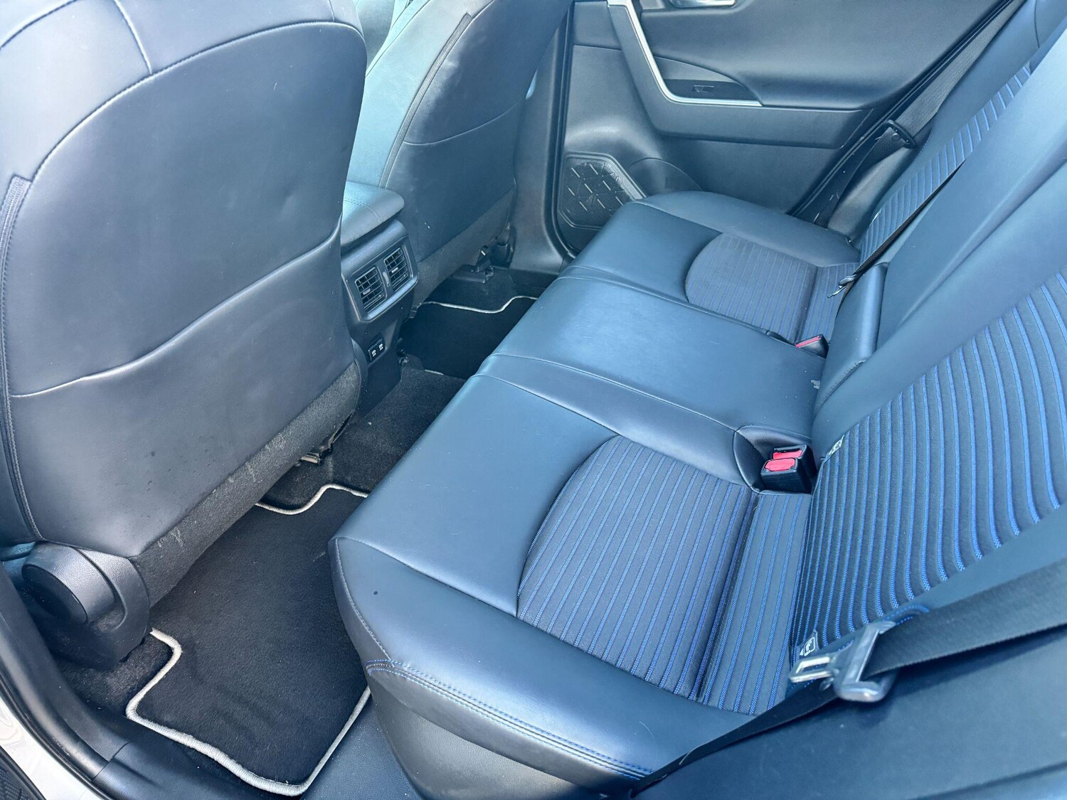 Used Toyota RAV4 for sale - 77550593: Photo 13