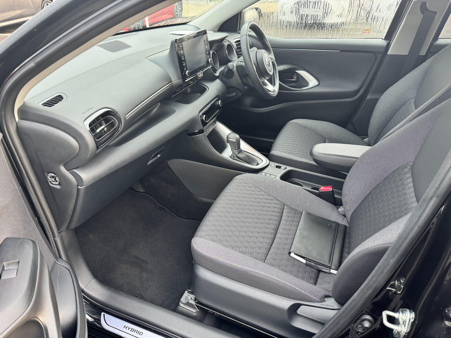 Used Toyota Yaris for sale - 76728083: Photo 14